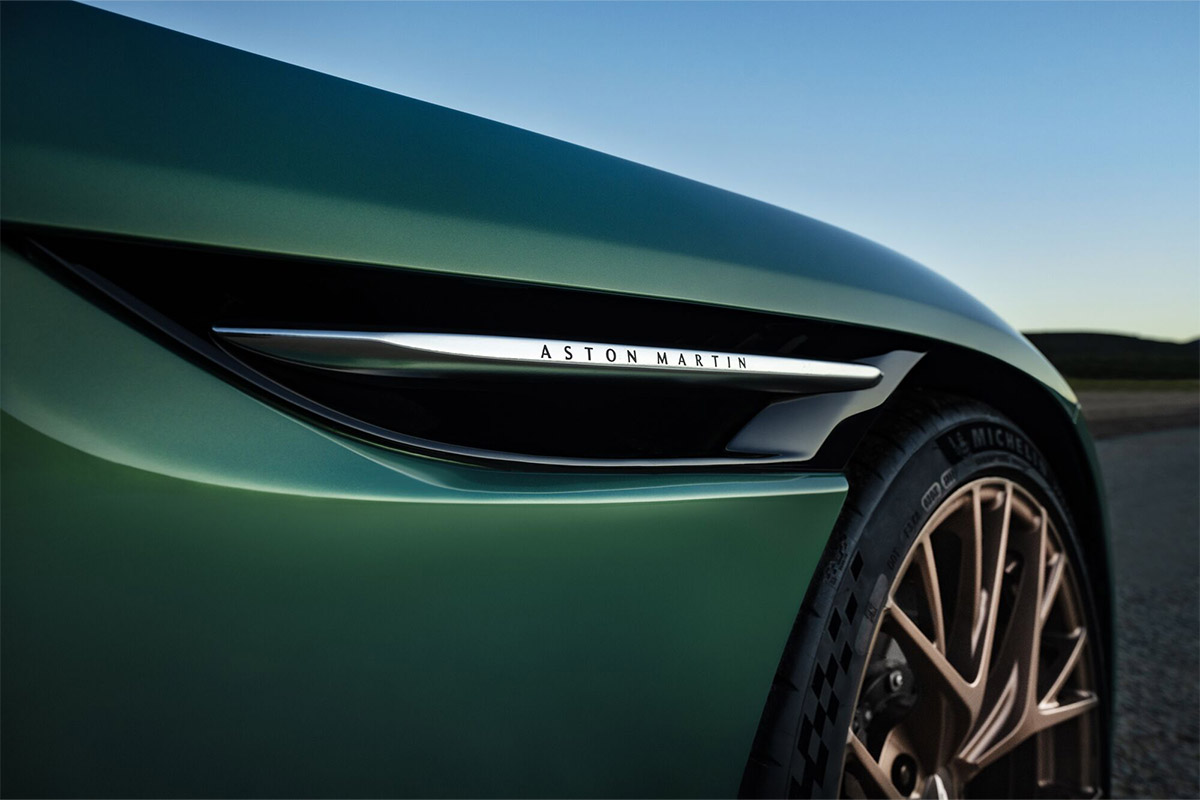 Aston Martin DB11 - 1