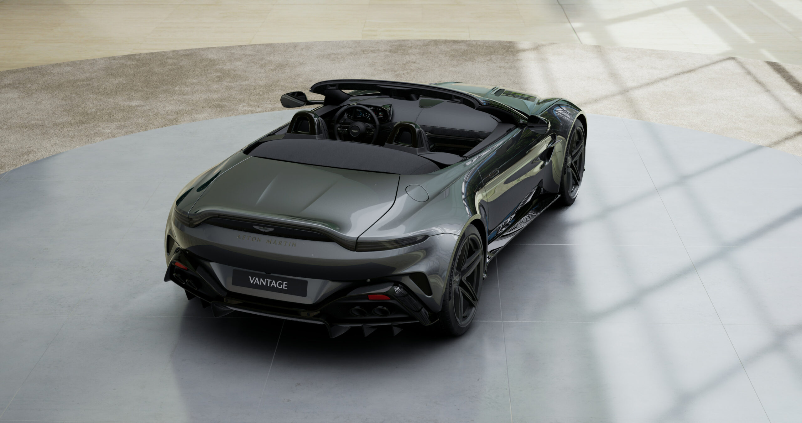 Ready2Drive Vantage Roadster Magnetic Silver (SOLD) - 2