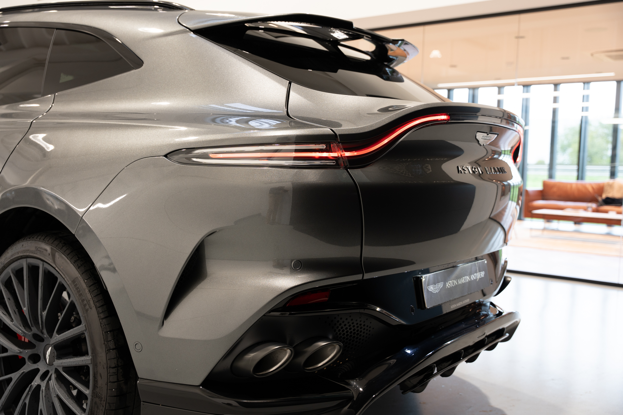 DBX 707 Magnetic Silver - 5