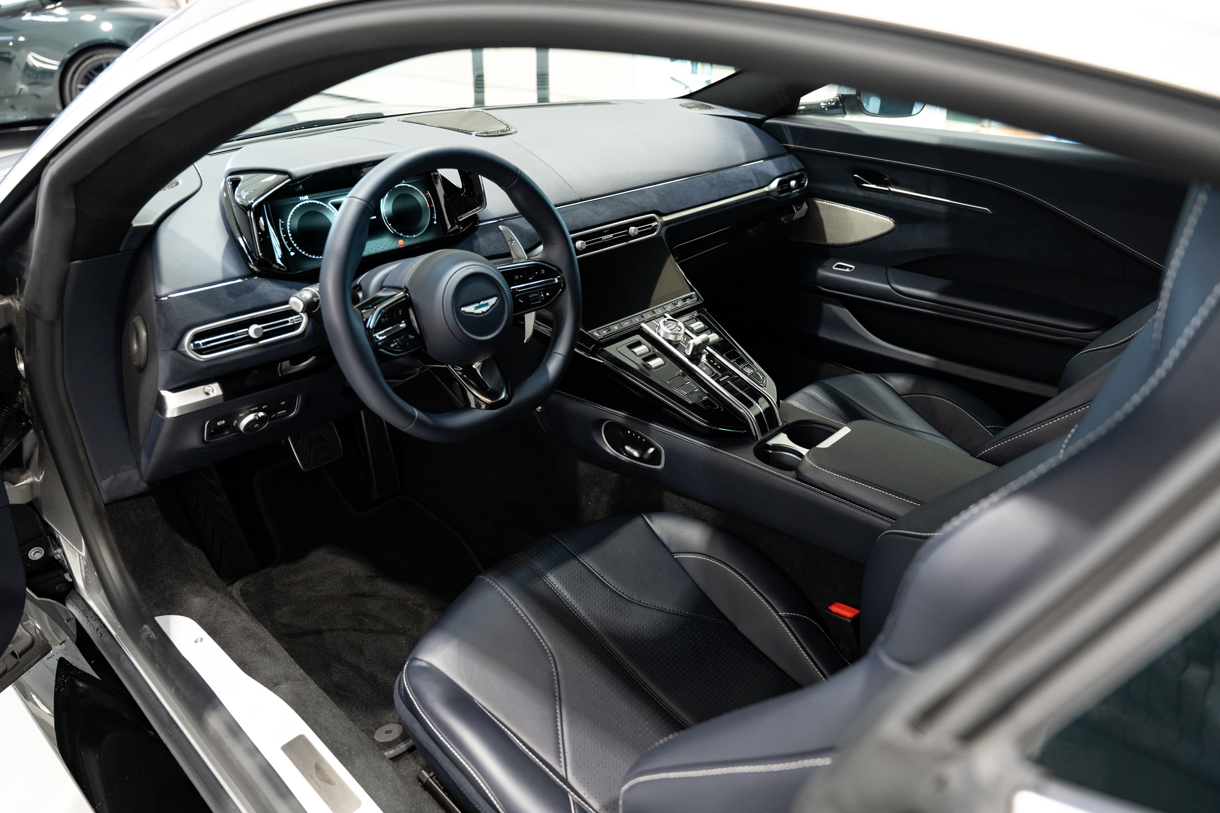 Vantage Coupé China Grey - 10