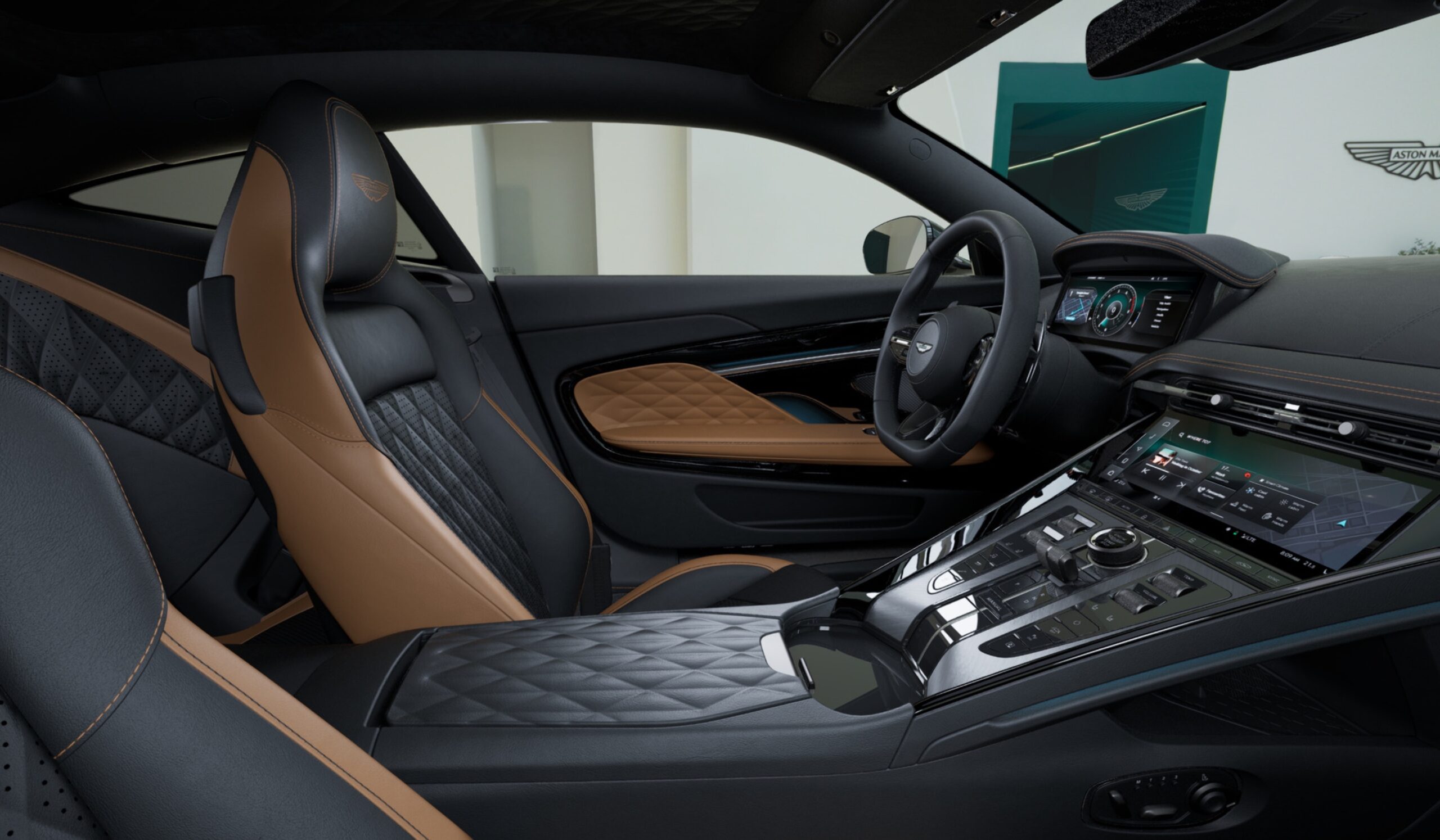 DB12 Coupé Arden Green - 9