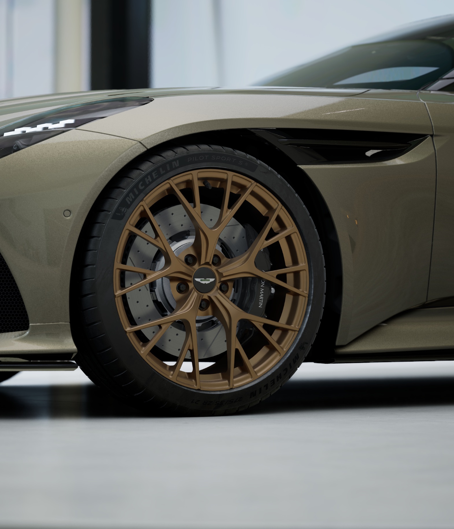 DB12 Coupé Arden Green - 4