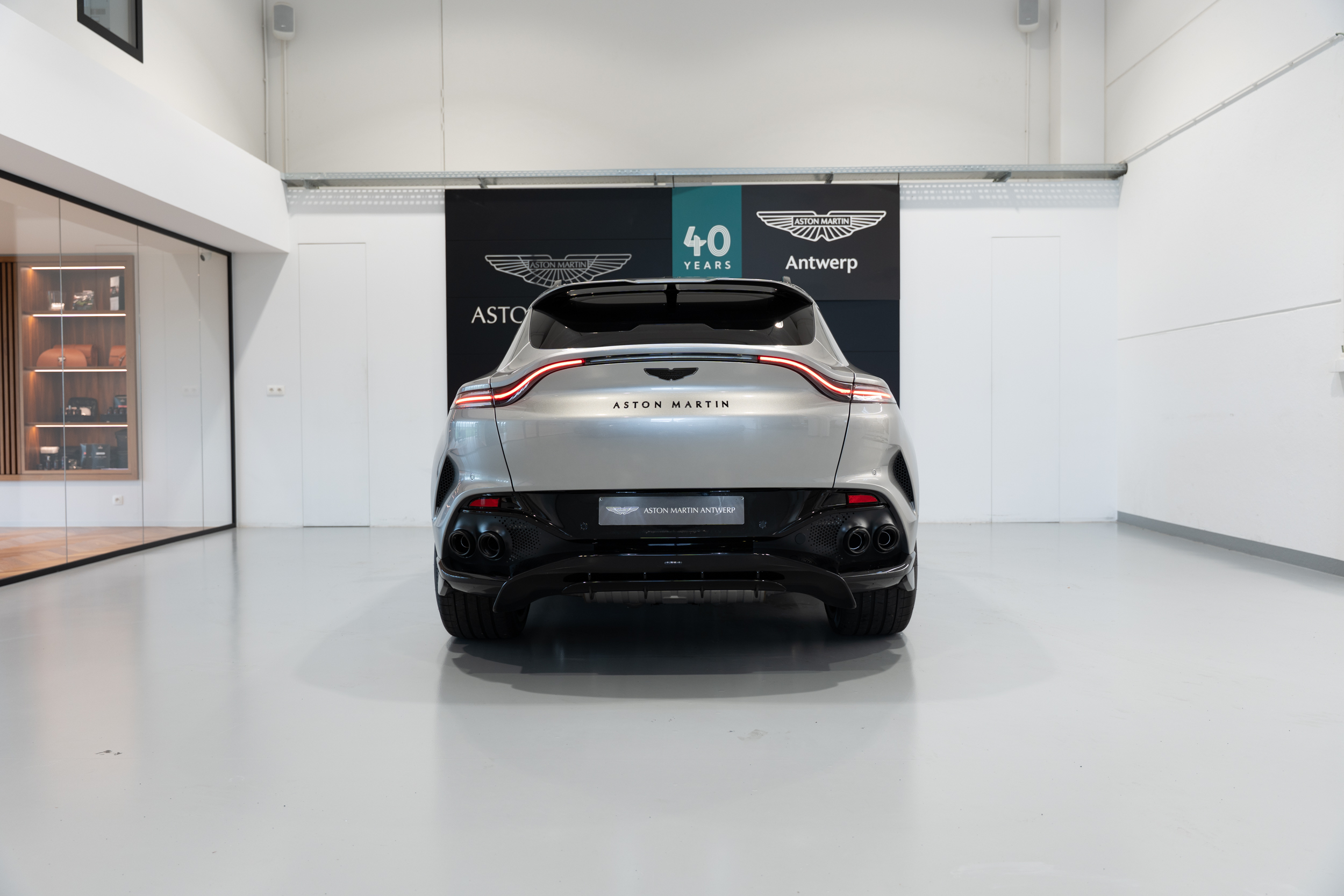 Ready2Drive DBX 707 Aluminite Silver – 10.000km - 5