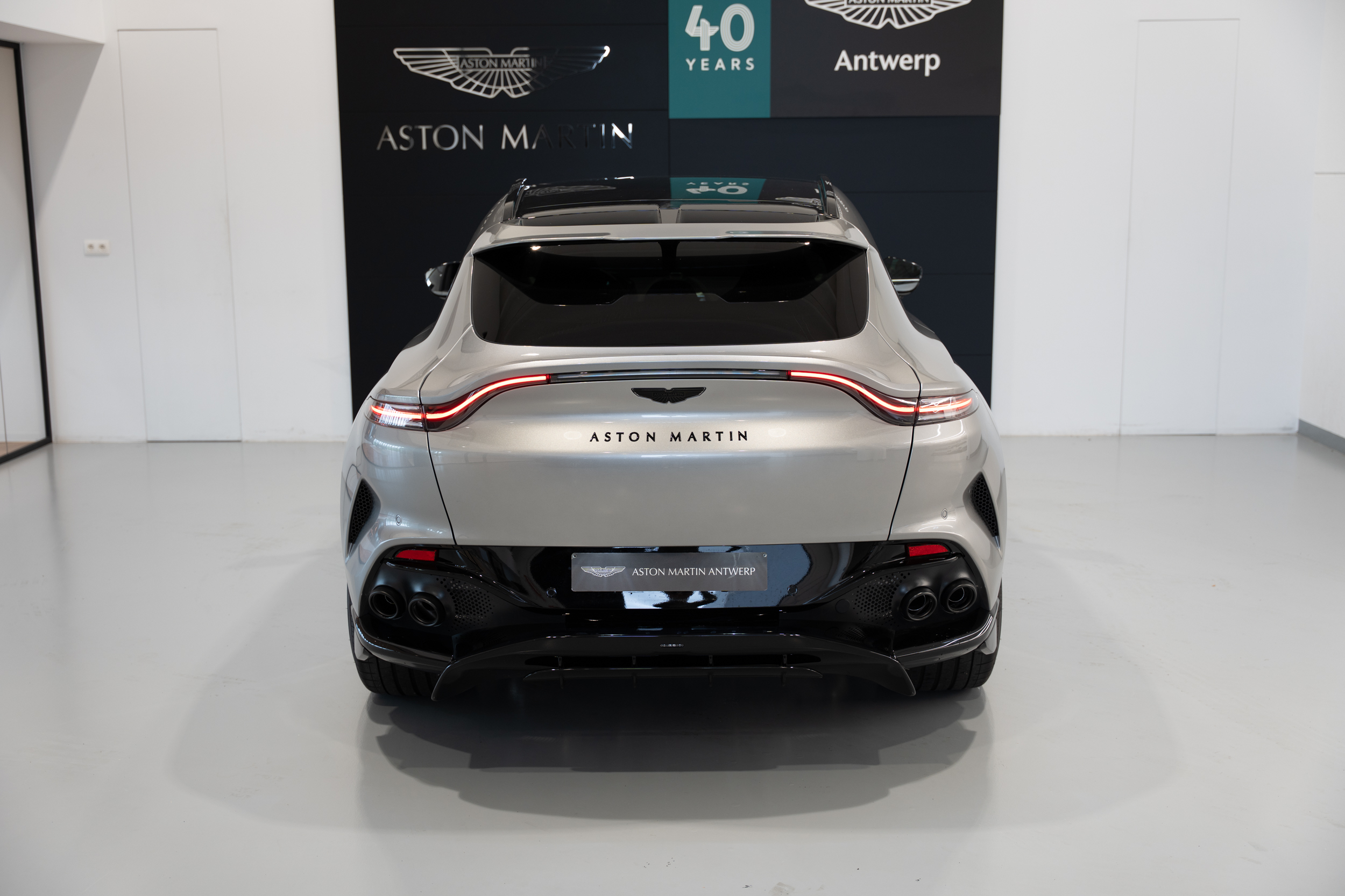 Ready2Drive DBX 707 Aluminite Silver – 10.000km - 3