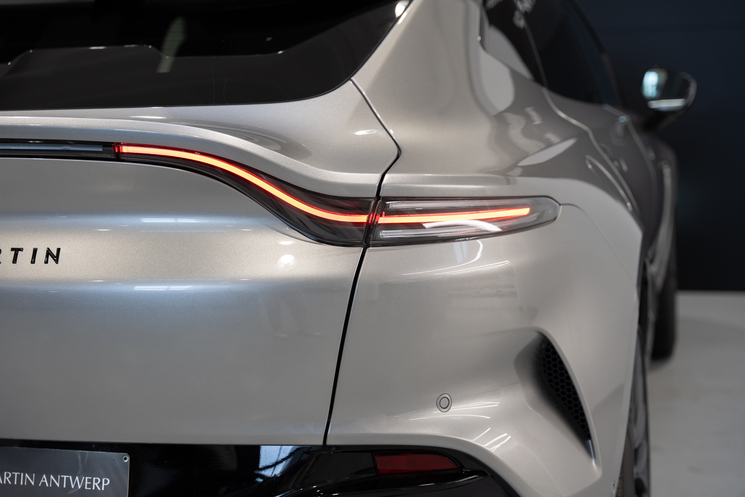 Ready2Drive DBX 707 Aluminite Silver – 10.000km - 4