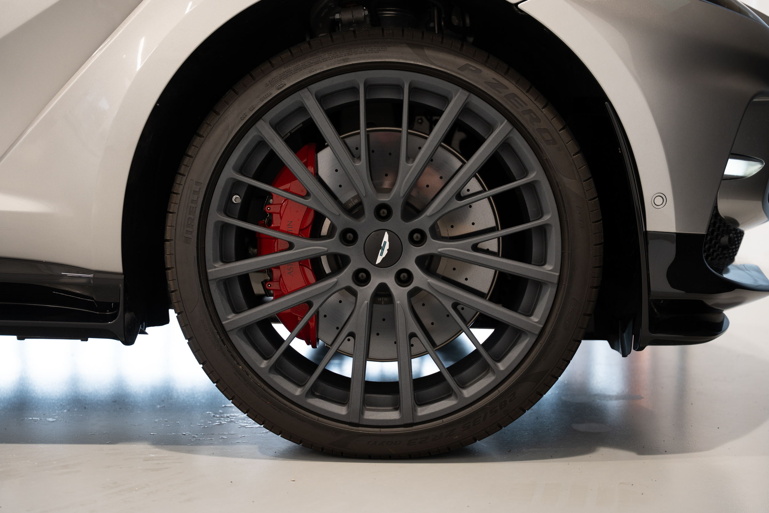 Ready2Drive DBX 707 Aluminite Silver – 10.000km - 7