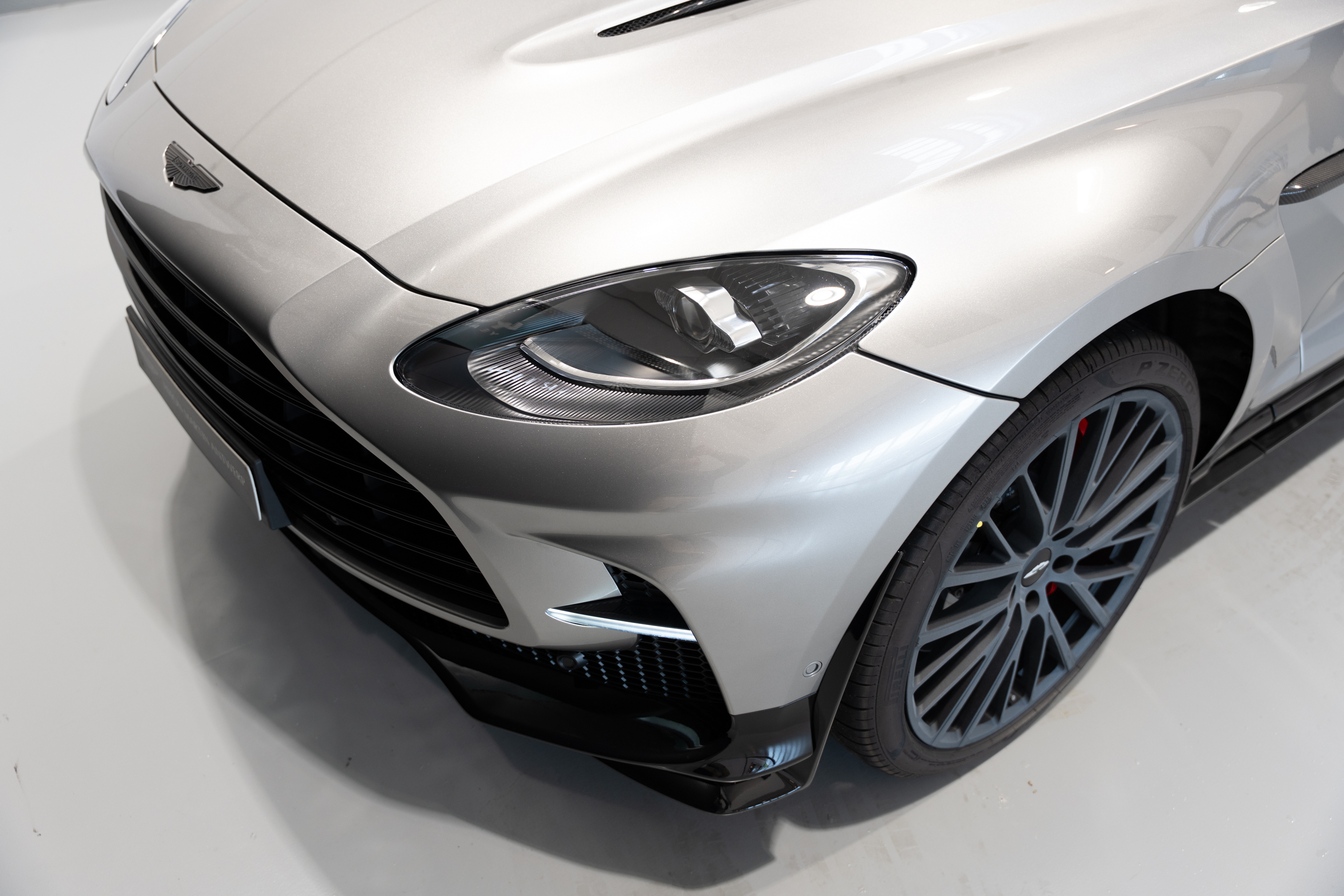 Ready2Drive DBX 707 Aluminite Silver – 10.000km - 6