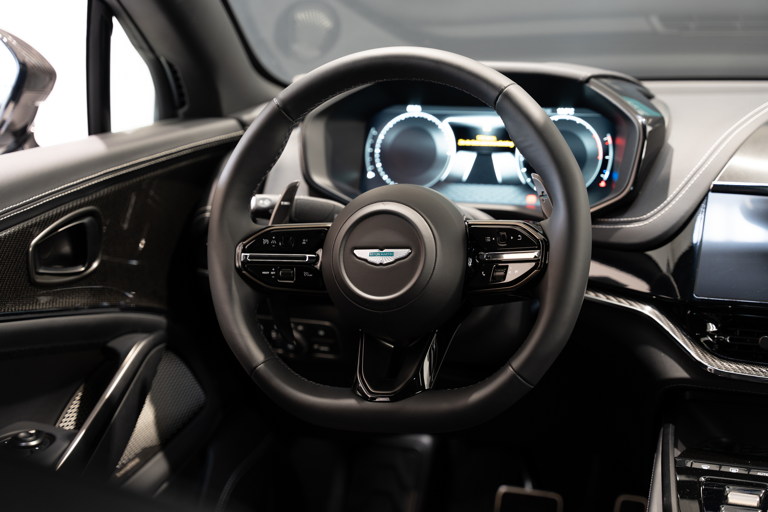 Ready2Drive DBX 707 Aluminite Silver – 10.000km - 12