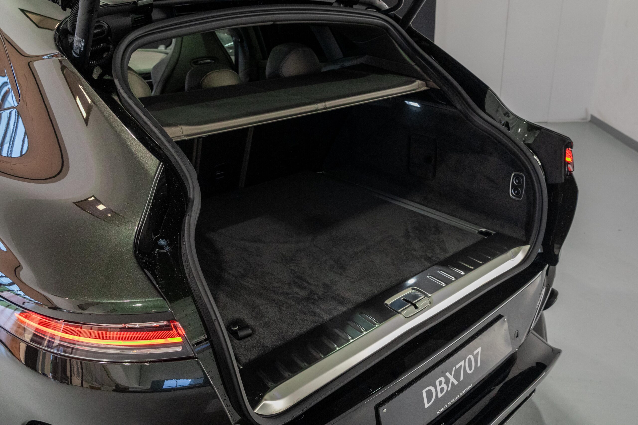 Ready2Drive DBX 707 Minotaur Green - 20