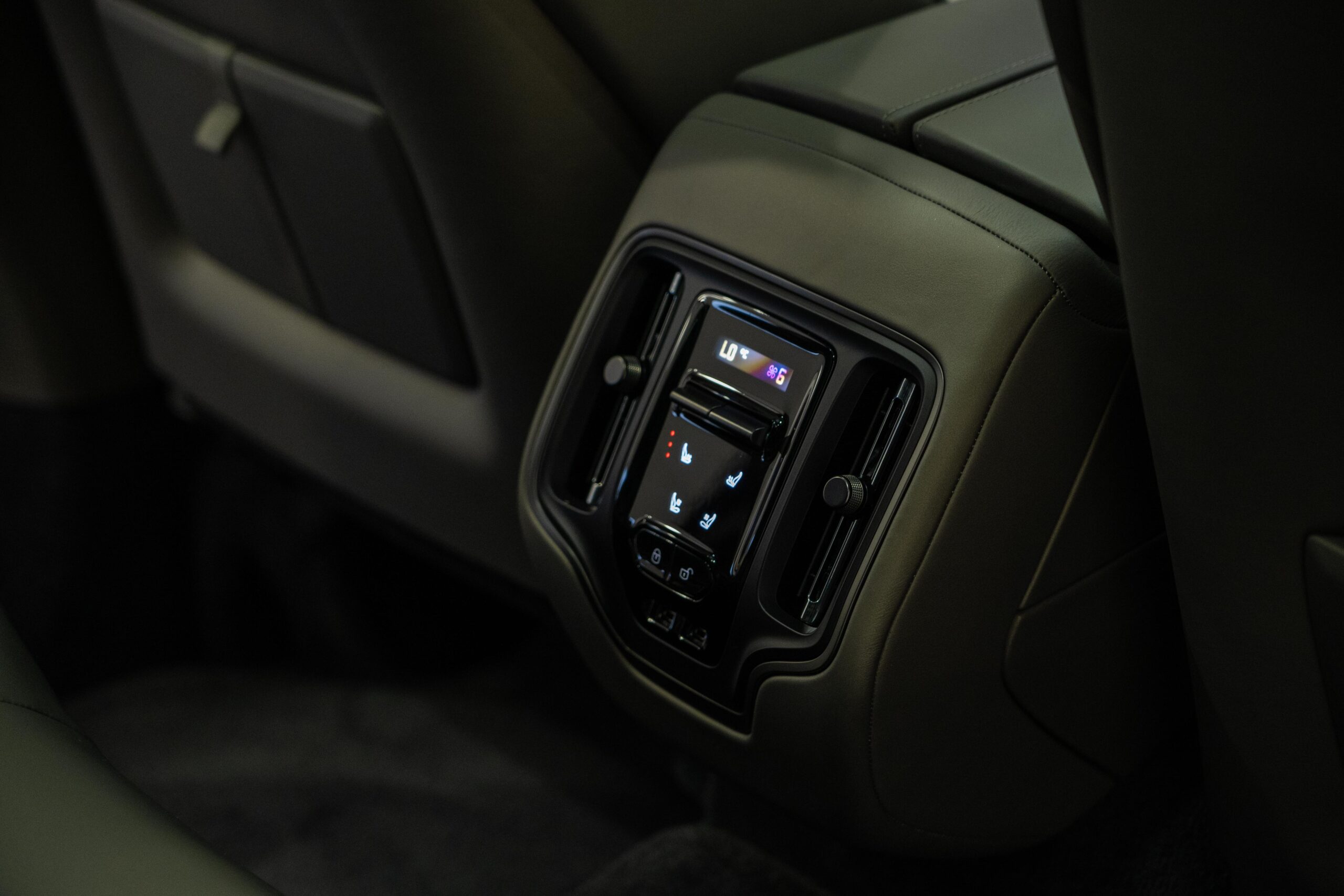 Ready2Drive DBX 707 Minotaur Green - 14