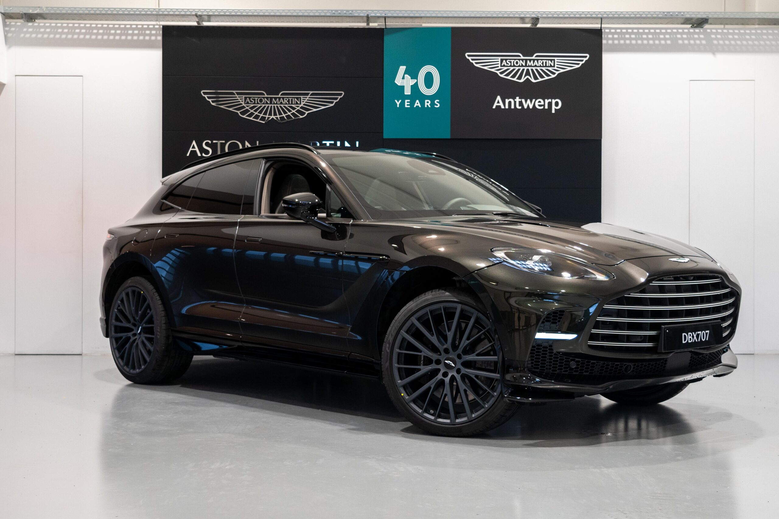 Ready2Drive DBX 707 Minotaur Green