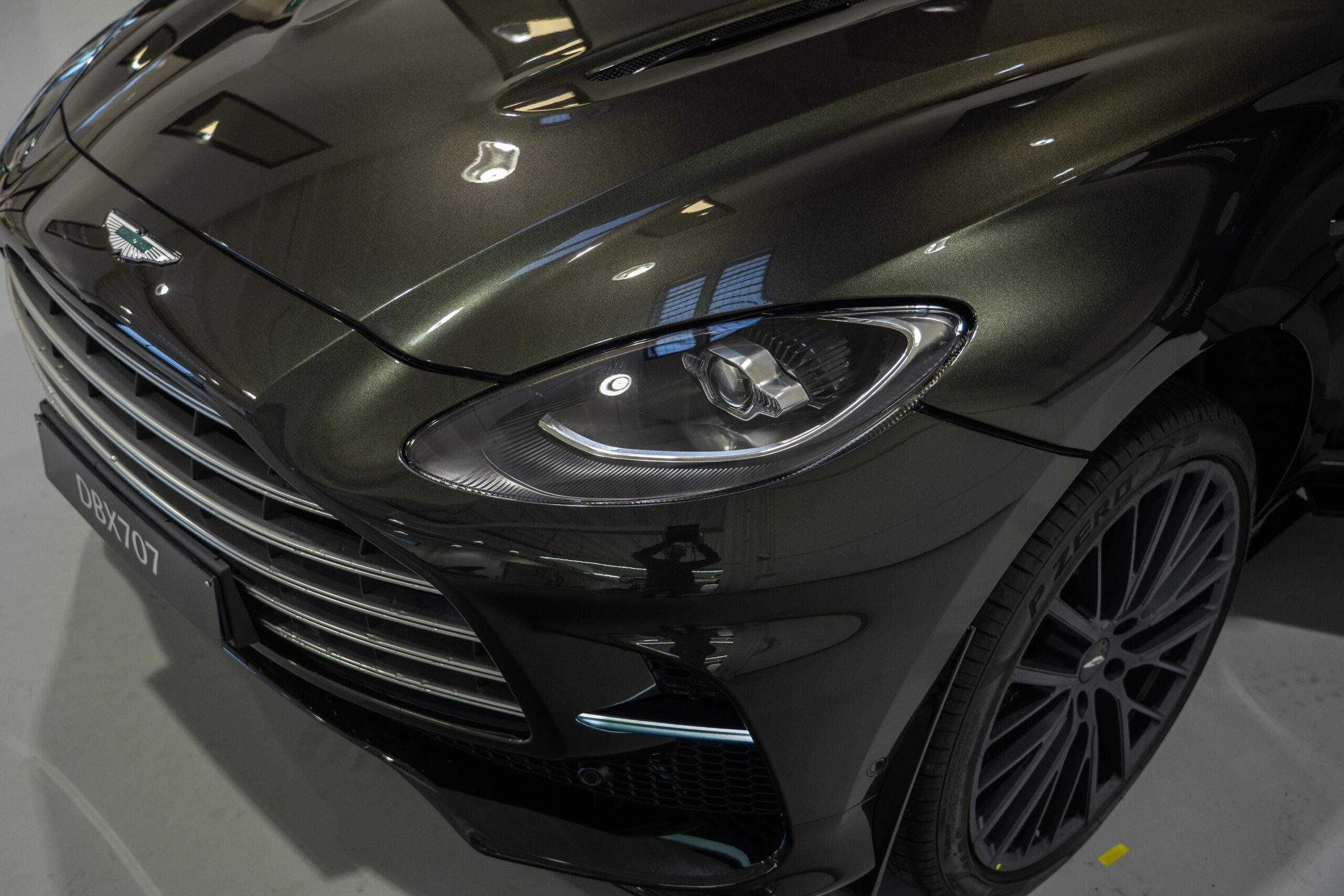 Ready2Drive DBX 707 Minotaur Green - 5