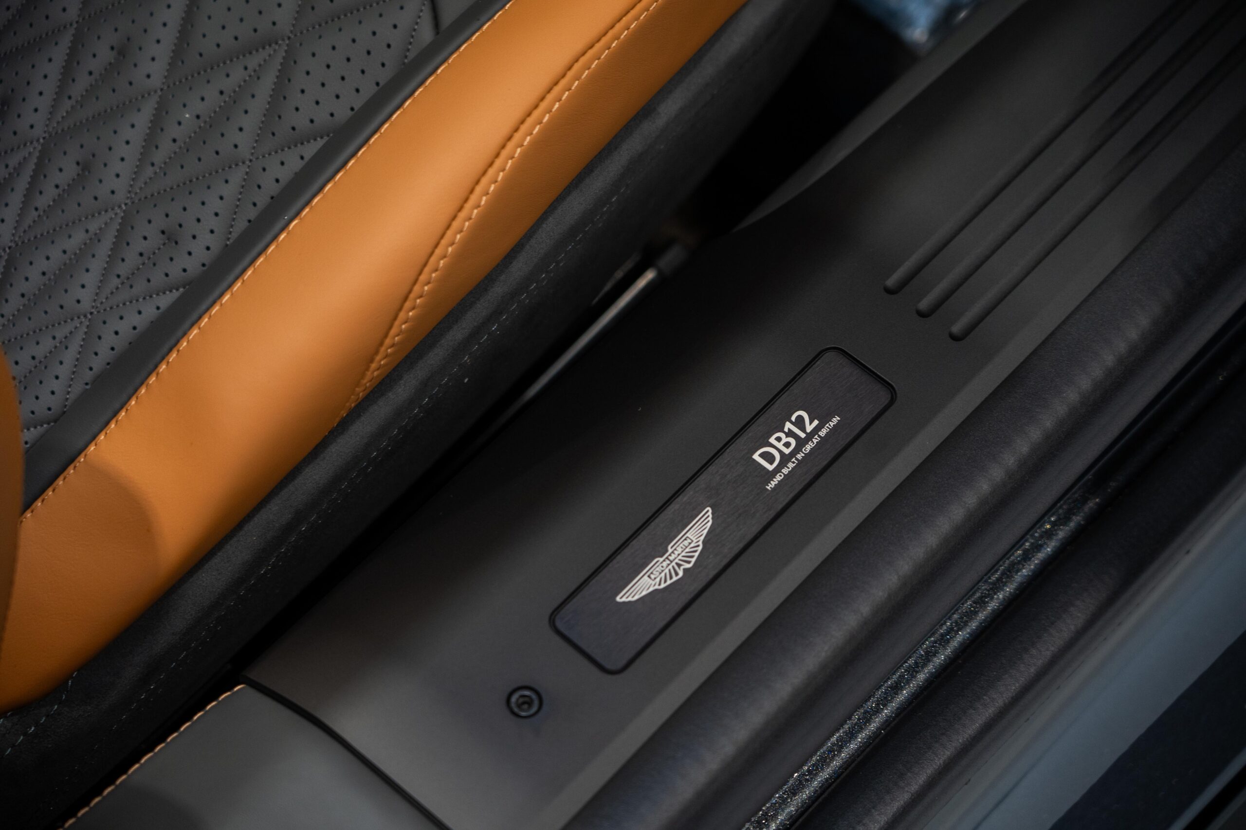 Ready2Drive DB12 Volante Xenon Grey - 16