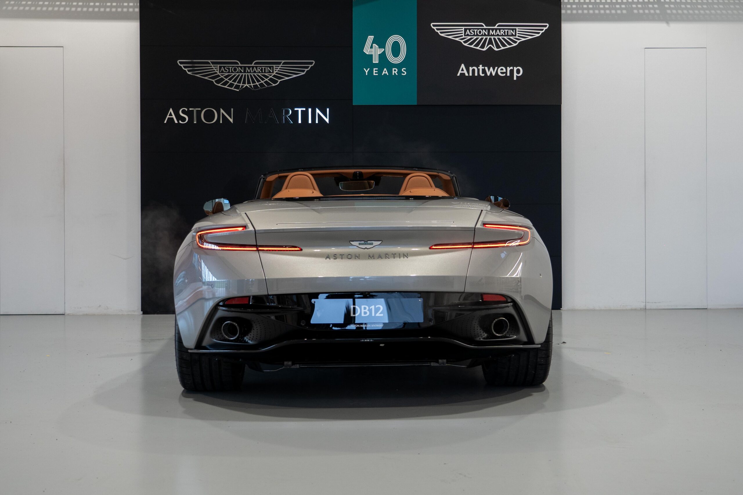 Ready2Drive DB12 Volante Aluminite Silver - 2