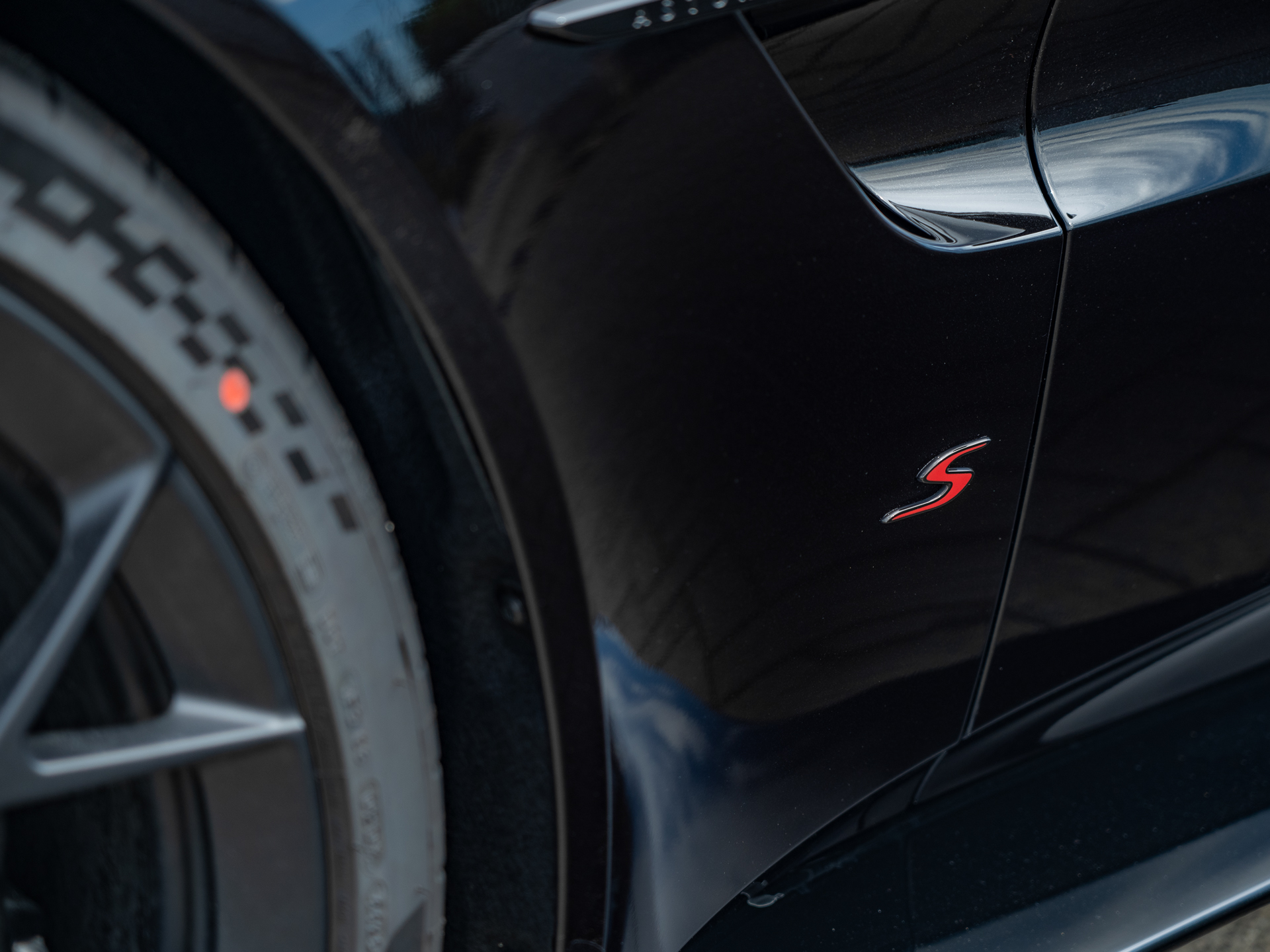 Ready2Drive Vantage S Roadster Onyx Black - 13