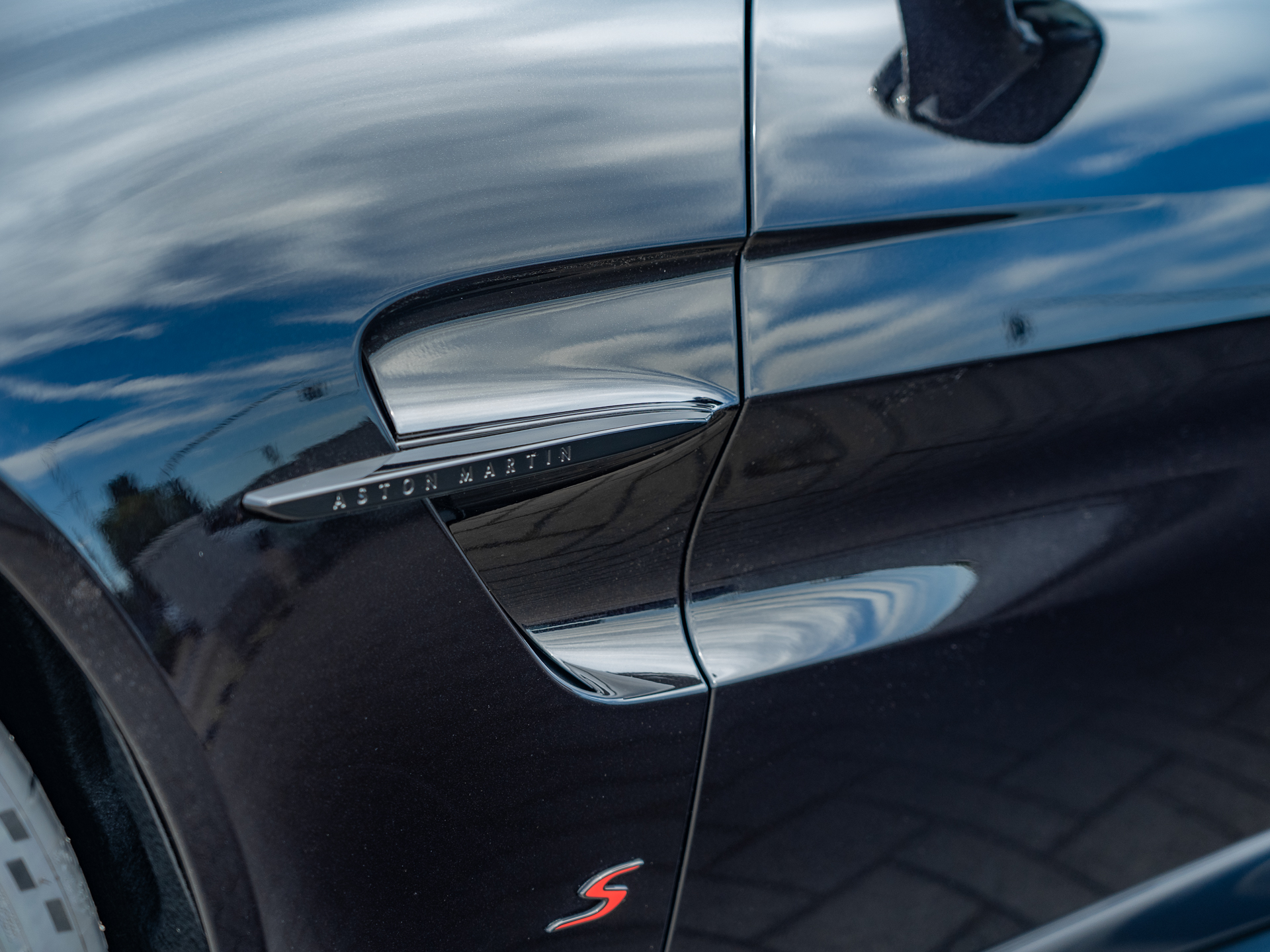 Ready2Drive Vantage S Roadster Onyx Black - 12