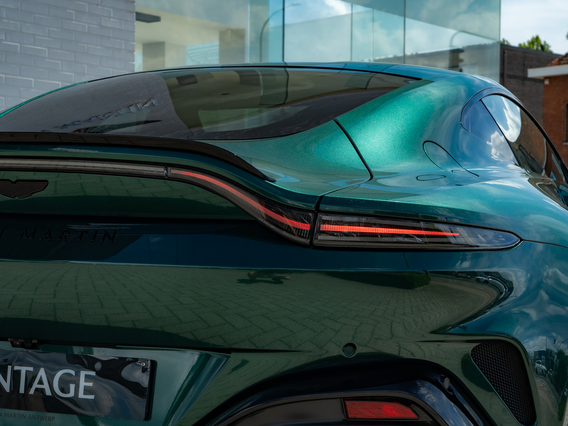 Ready2Drive Vantage S Coupe Malachite Green - 20