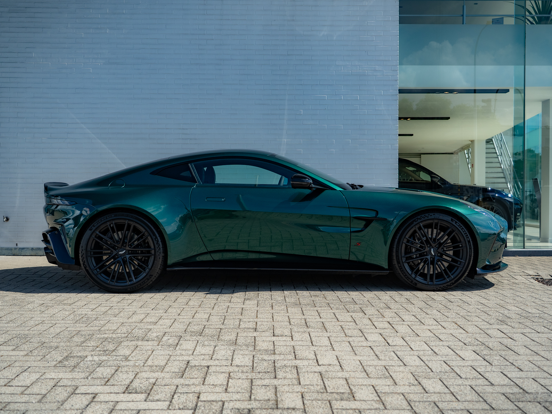 Ready2Drive Vantage S Coupe Malachite Green - 5