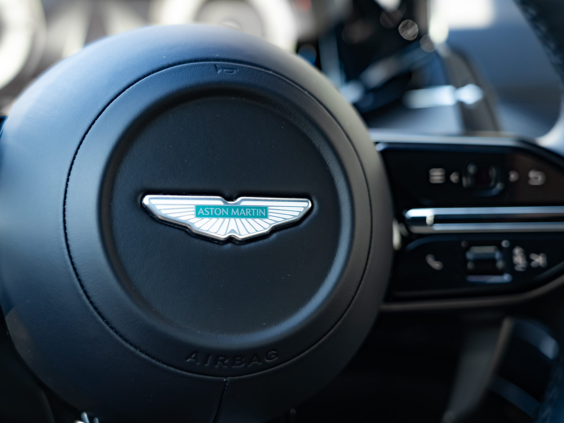 Ready2Drive Vantage S Coupe Malachite Green - 40