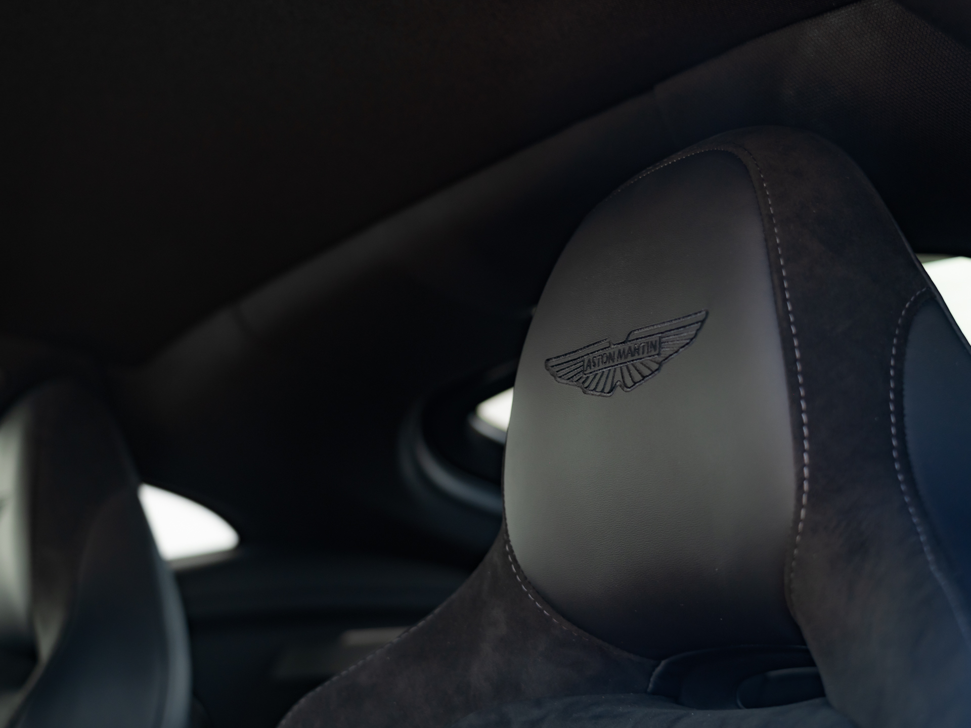 Ready2Drive Vantage S Coupe Malachite Green - 27