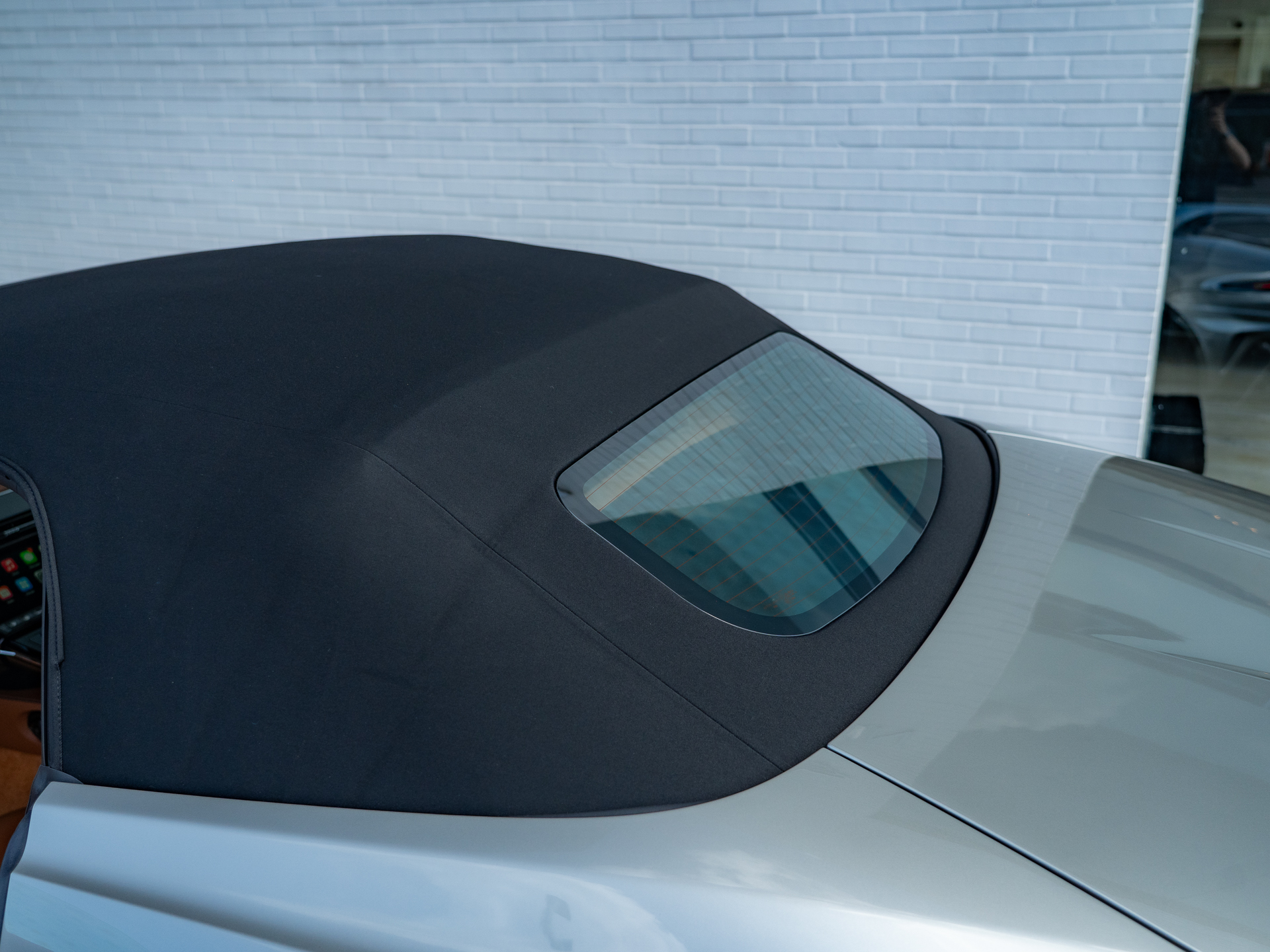 Ready2Drive Vantage S Roadster Silver Birch by Q - 27