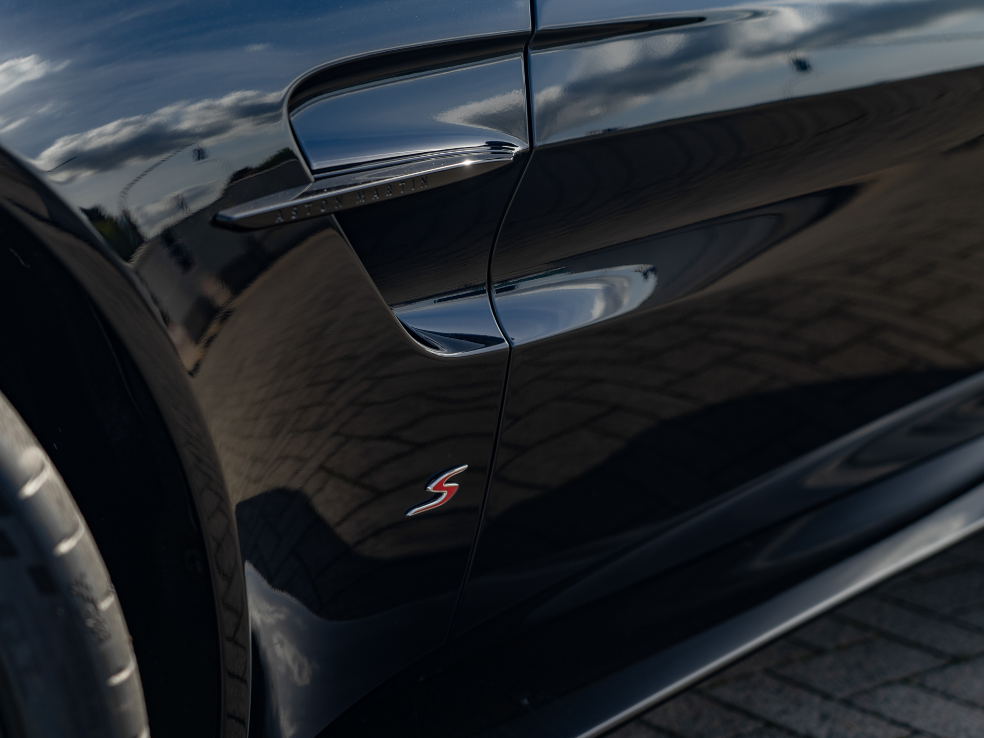 Ready2Drive Vantage S Roadster Ultramarine Black - 2