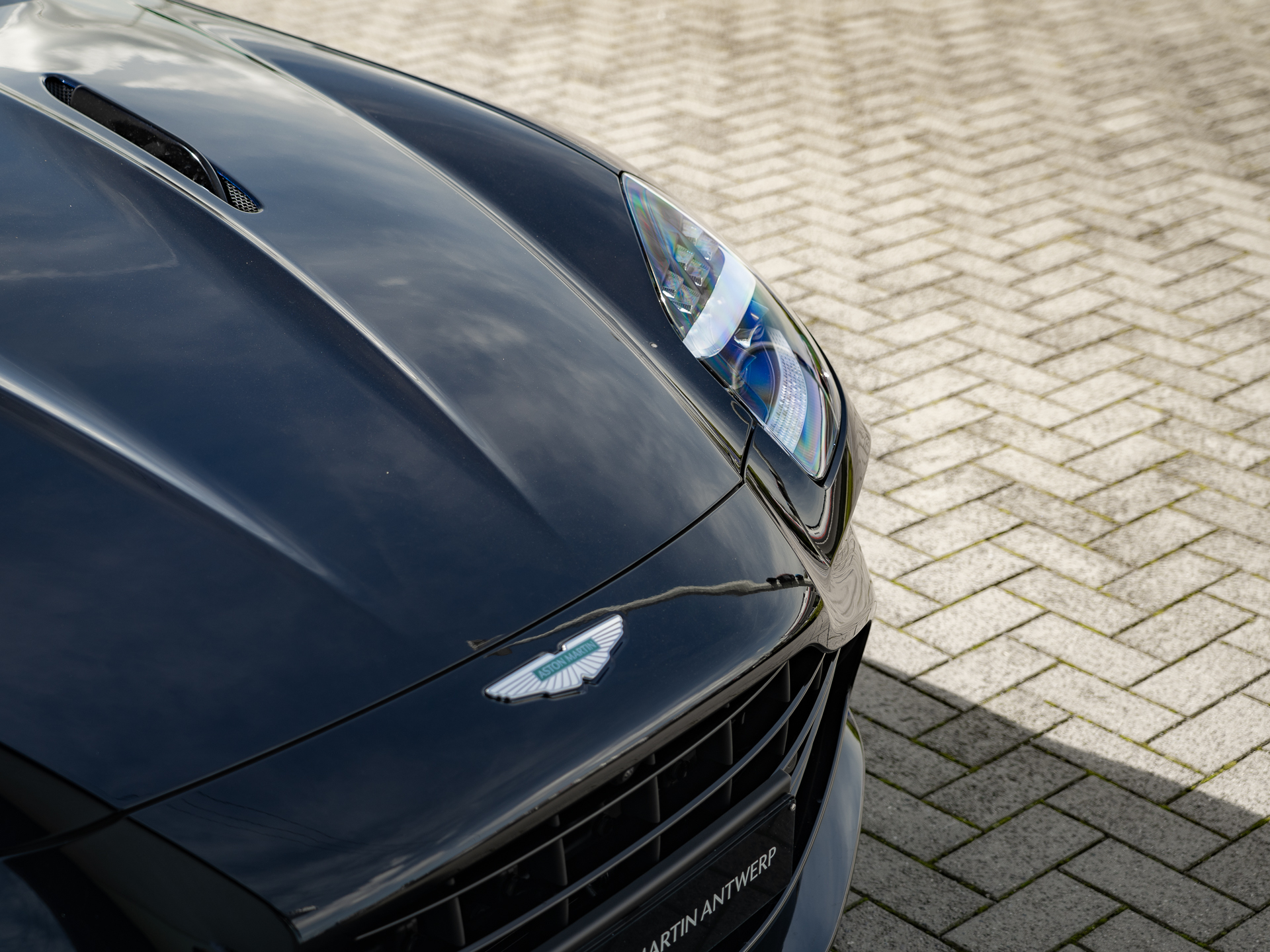 Ready2Drive Vantage S Roadster Ultramarine Black - 34