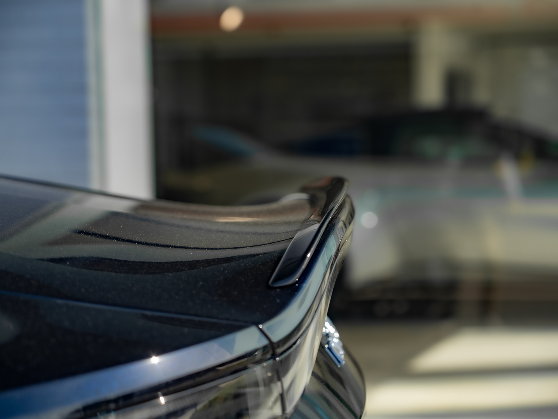 Ready2Drive Vantage S Roadster Ultramarine Black - 72