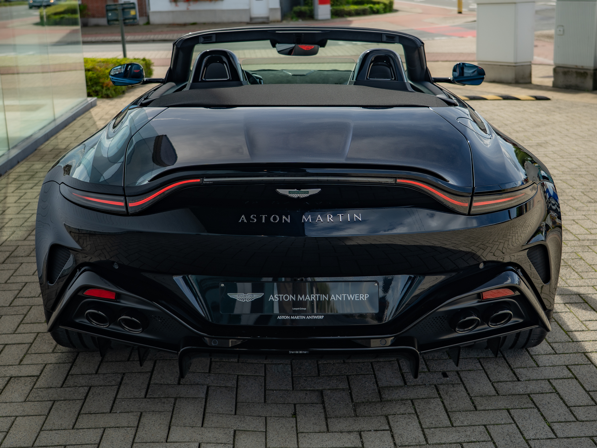 Ready2Drive Vantage S Roadster Ultramarine Black - 28
