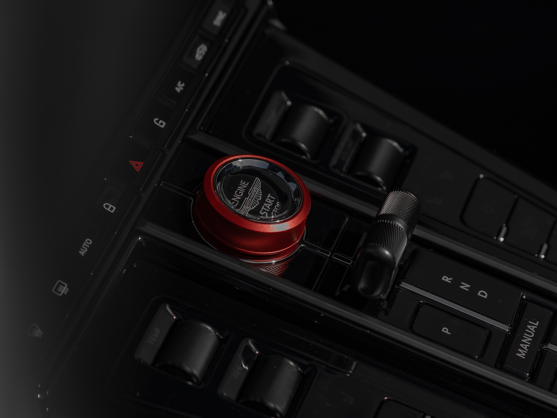 Ready2Drive Vantage S Roadster Ultramarine Black - 56