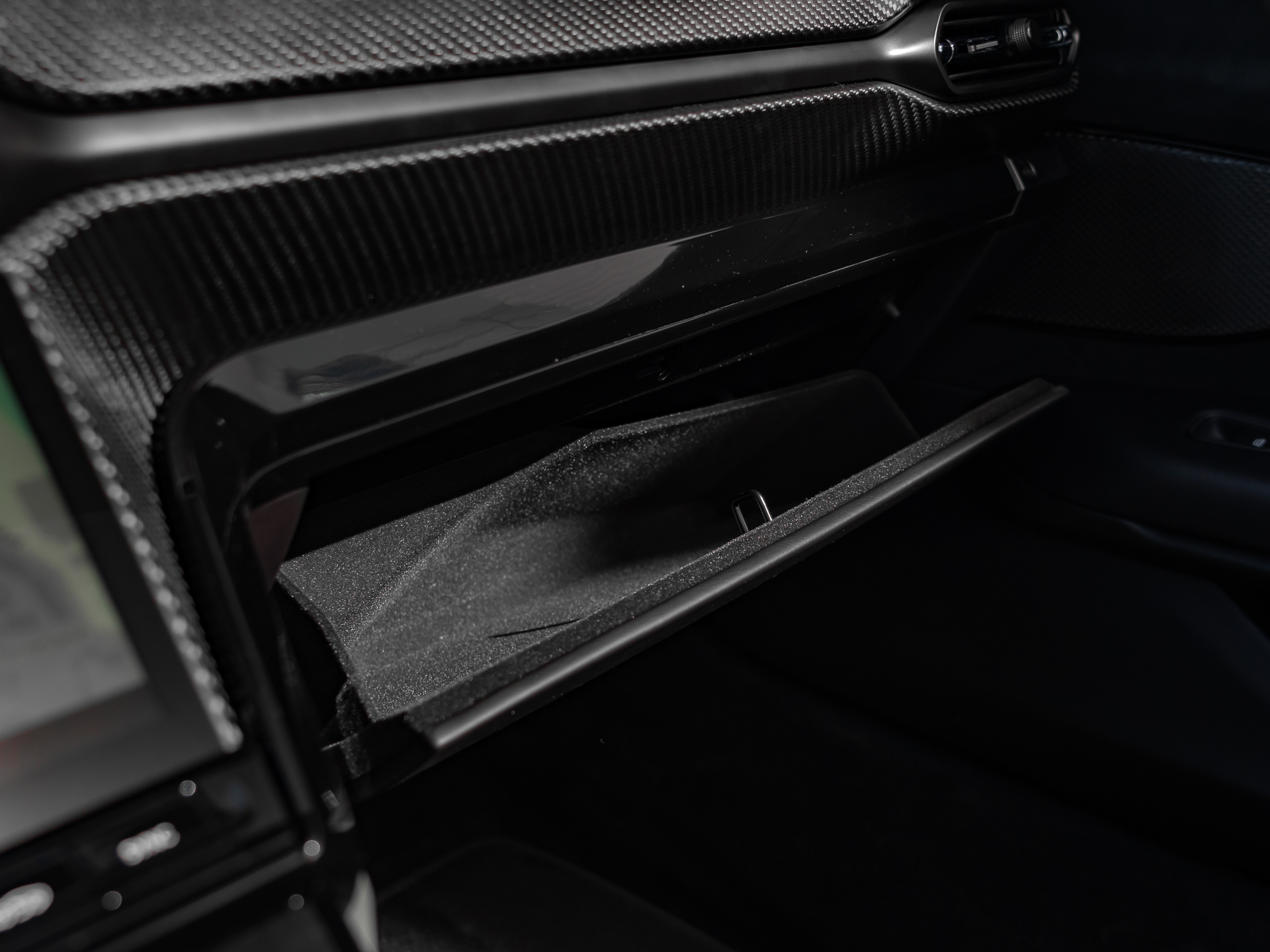 Ready2Drive Vantage S Roadster Ultramarine Black - 73