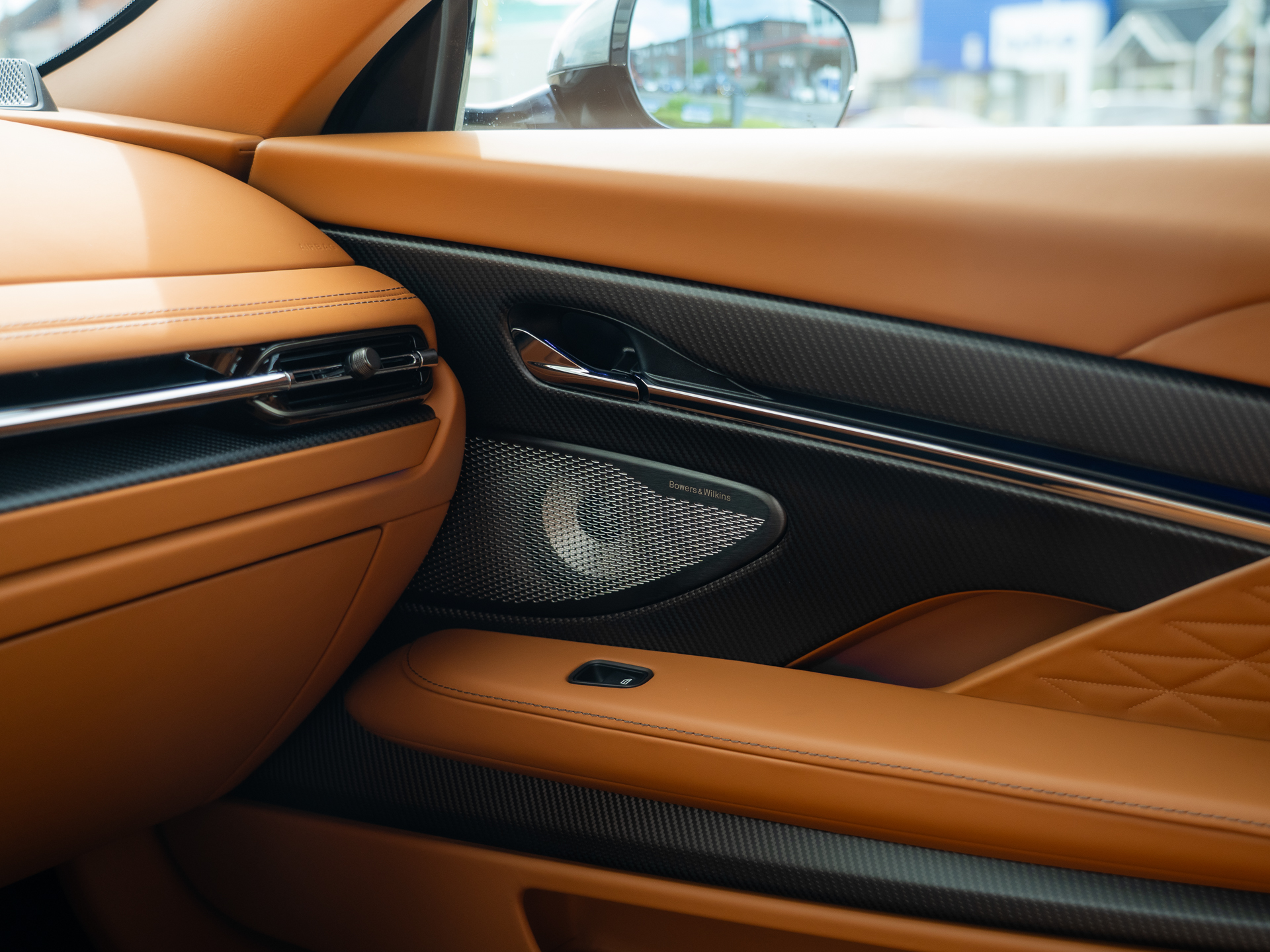 Ready2Drive DB12 Coupe Magnetic Silver - 56