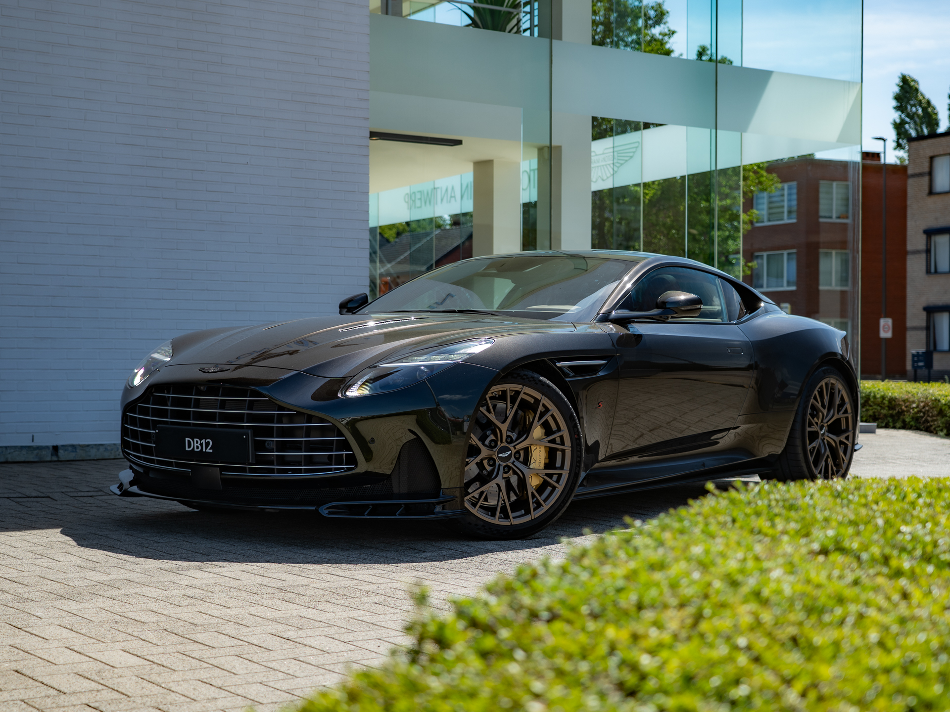 Ready2Drive DB12 Coupe Minotaur Green