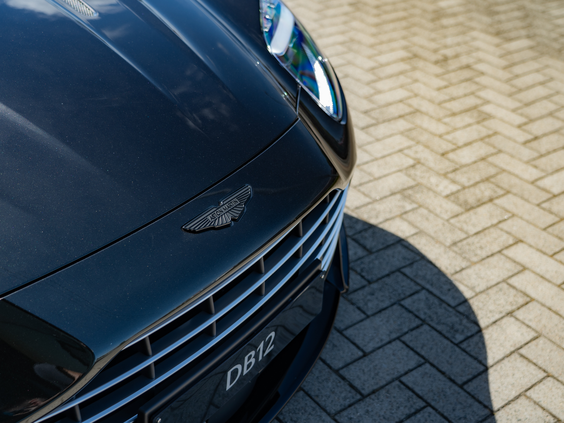 Ready2Drive DB12 Coupe Minotaur Green - 11