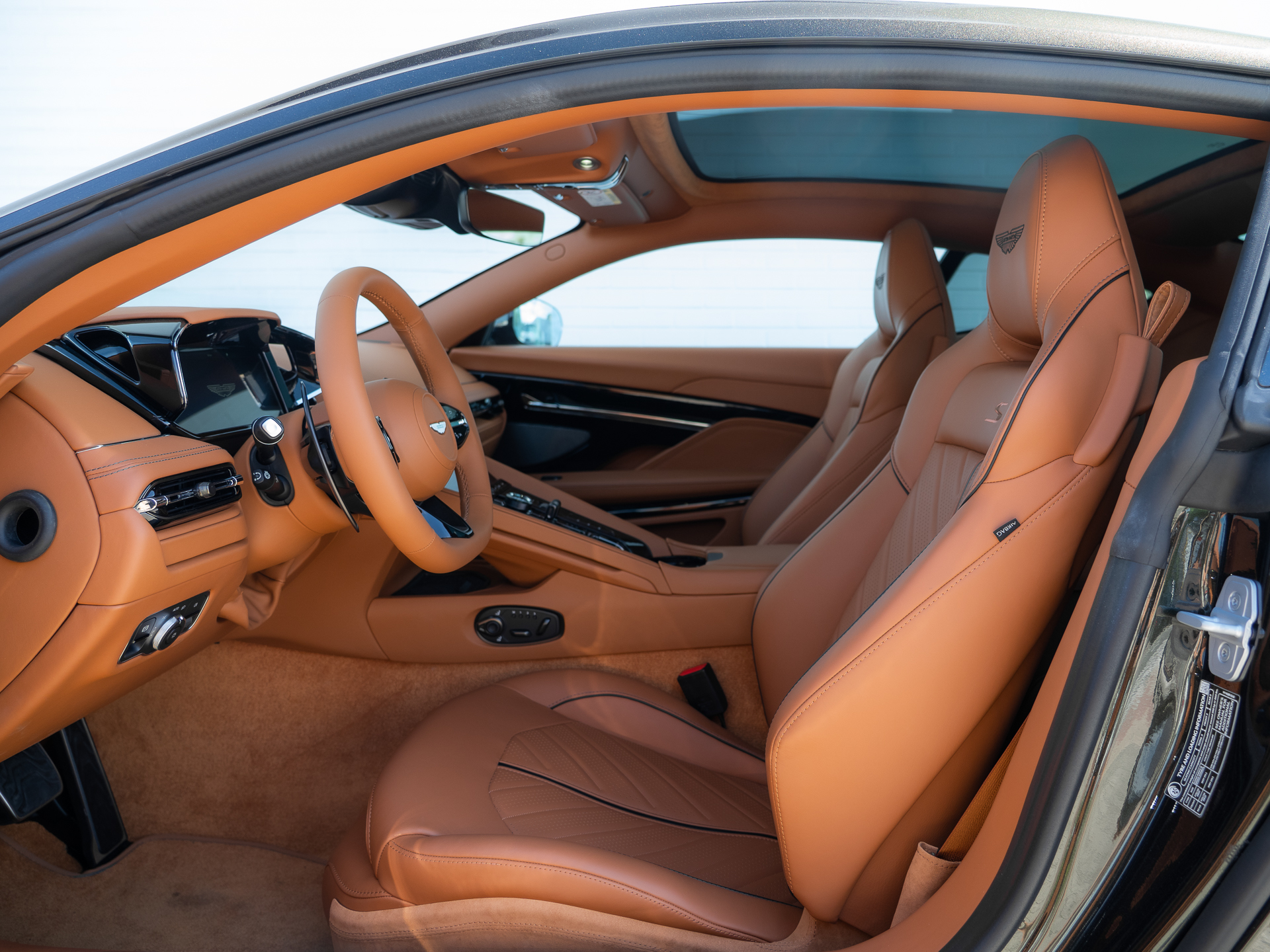 Ready2Drive DB12 Coupe Minotaur Green - 42
