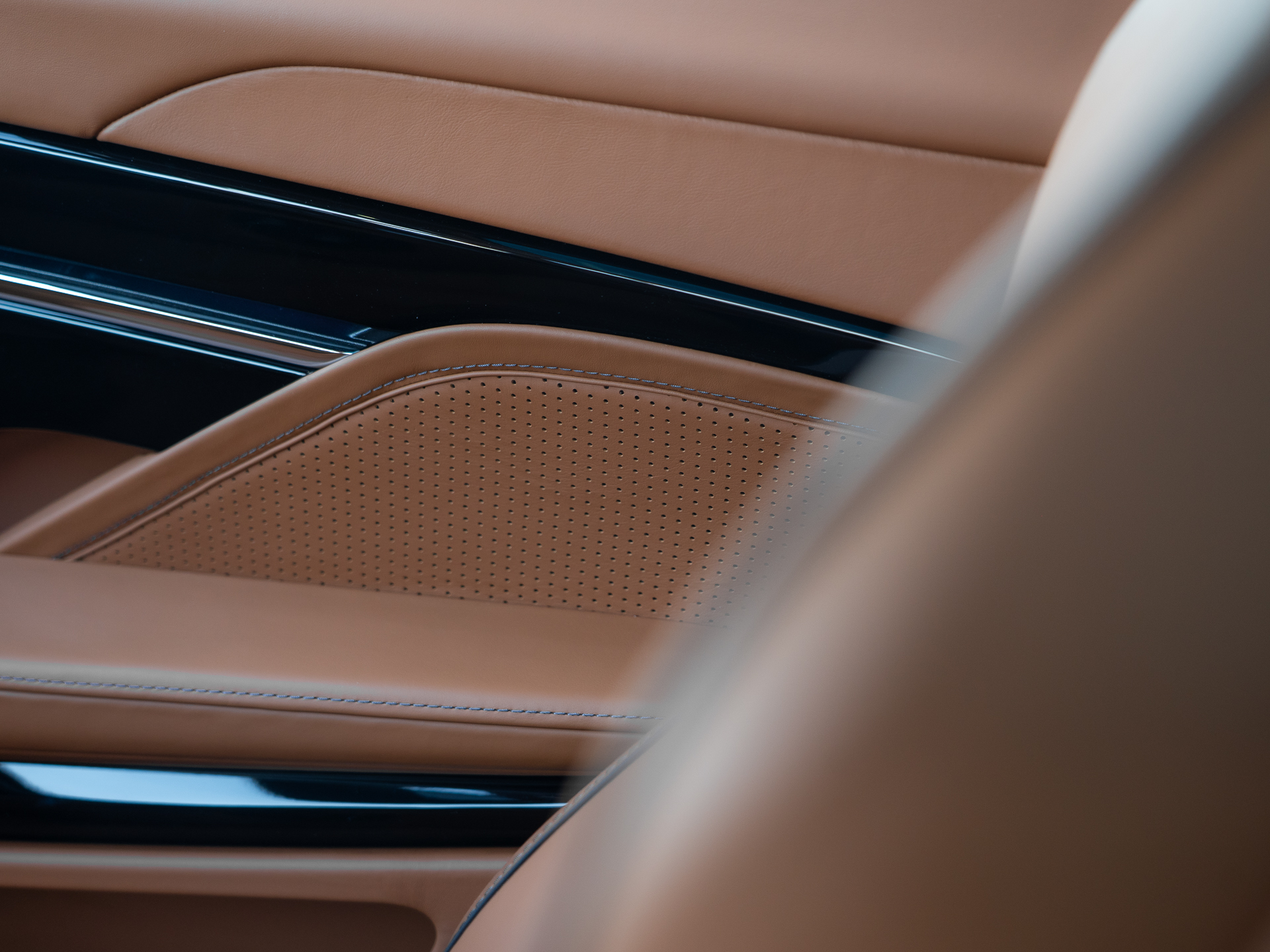Ready2Drive DB12 Coupe Minotaur Green - 44