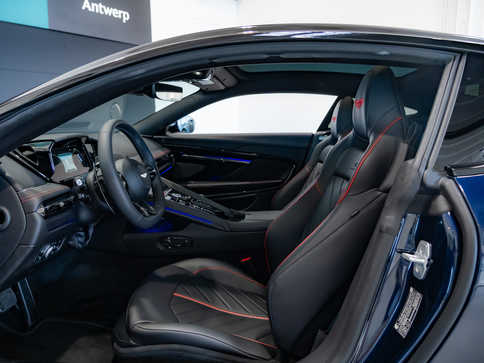 Ready2Drive DB12 S Coupe Chimera Blue - 48