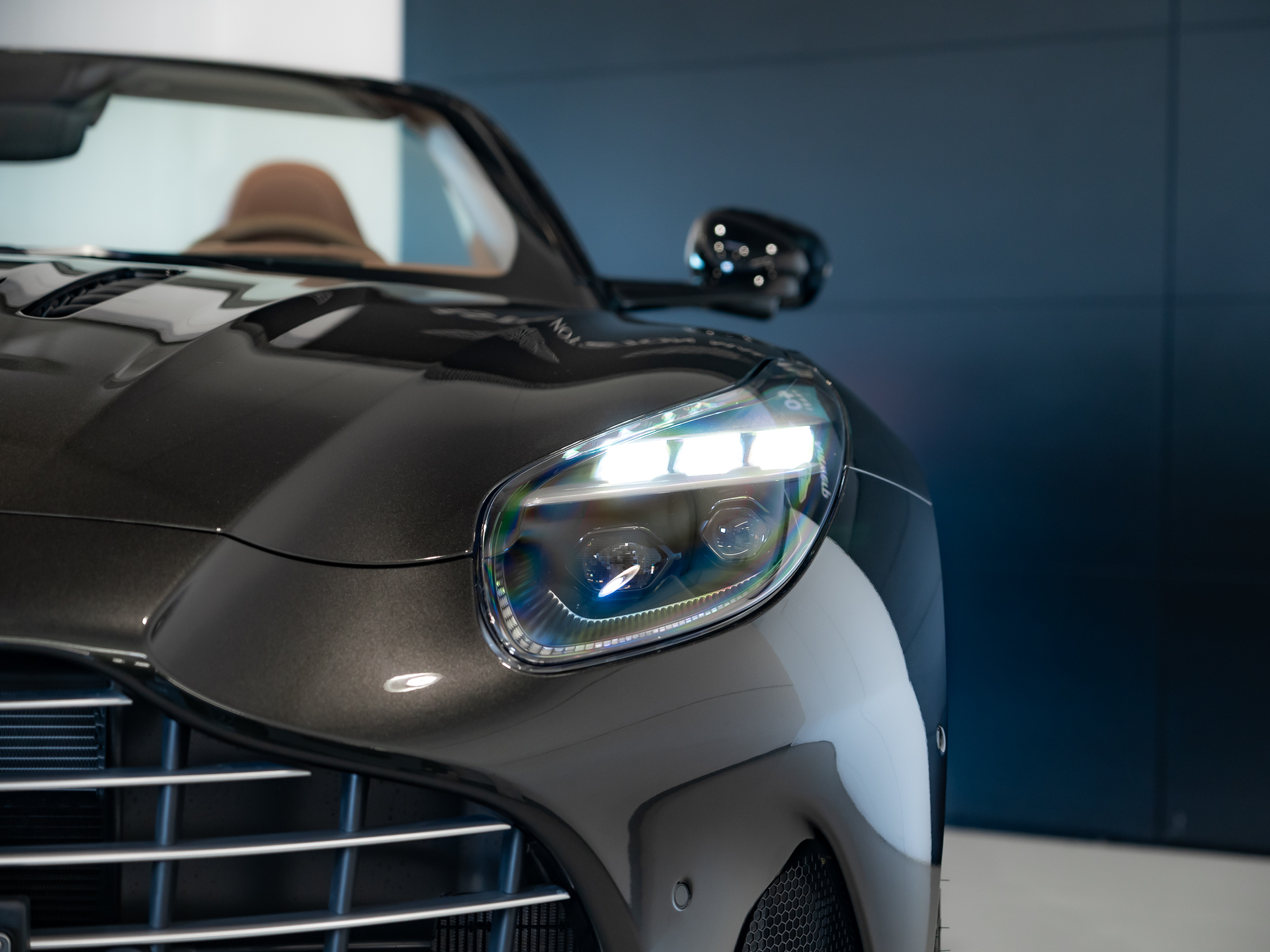 Ready2Drive DB12 S Volante Minotaur Green - 15