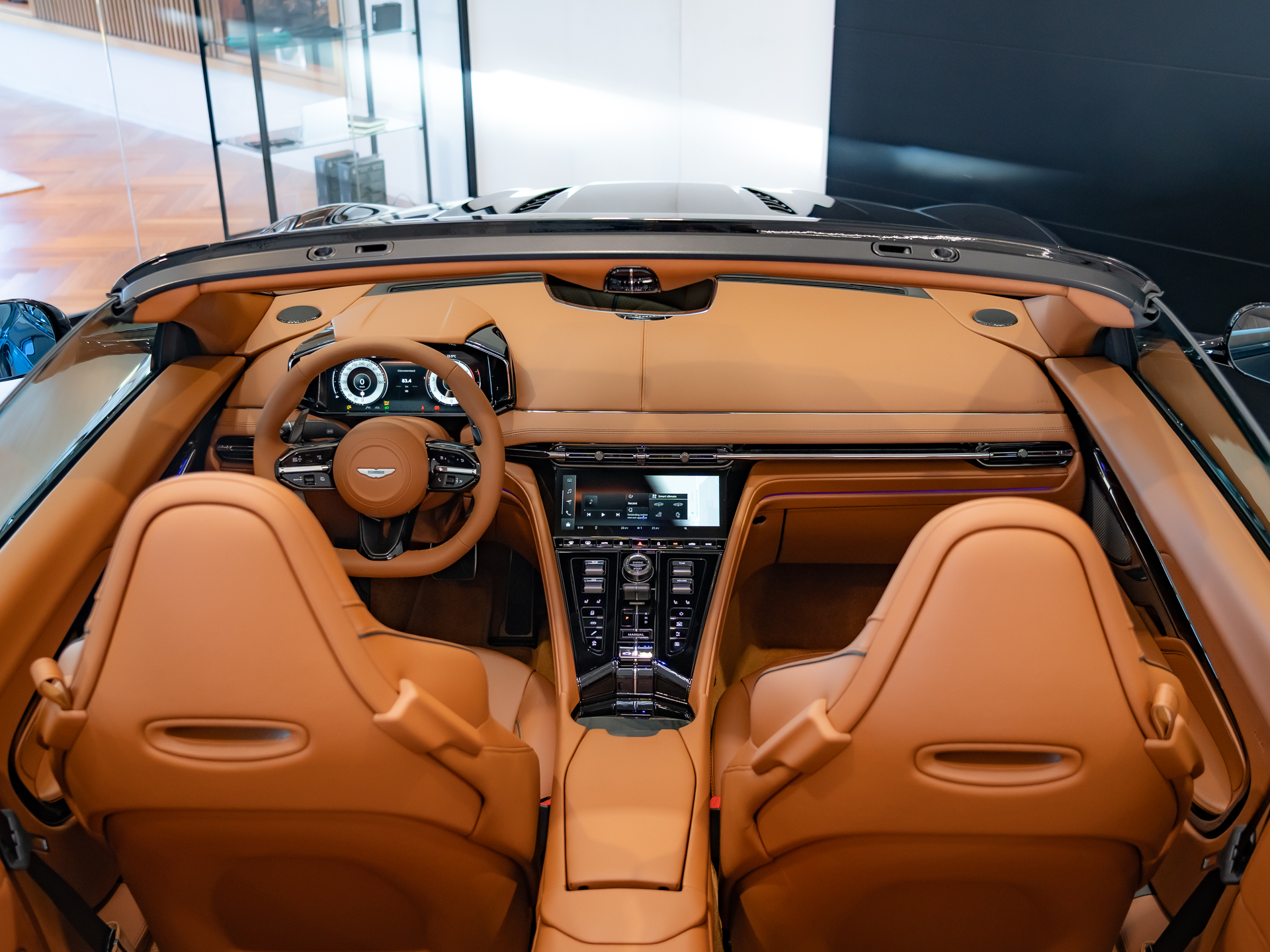 Ready2Drive DB12 S Volante Minotaur Green - 61