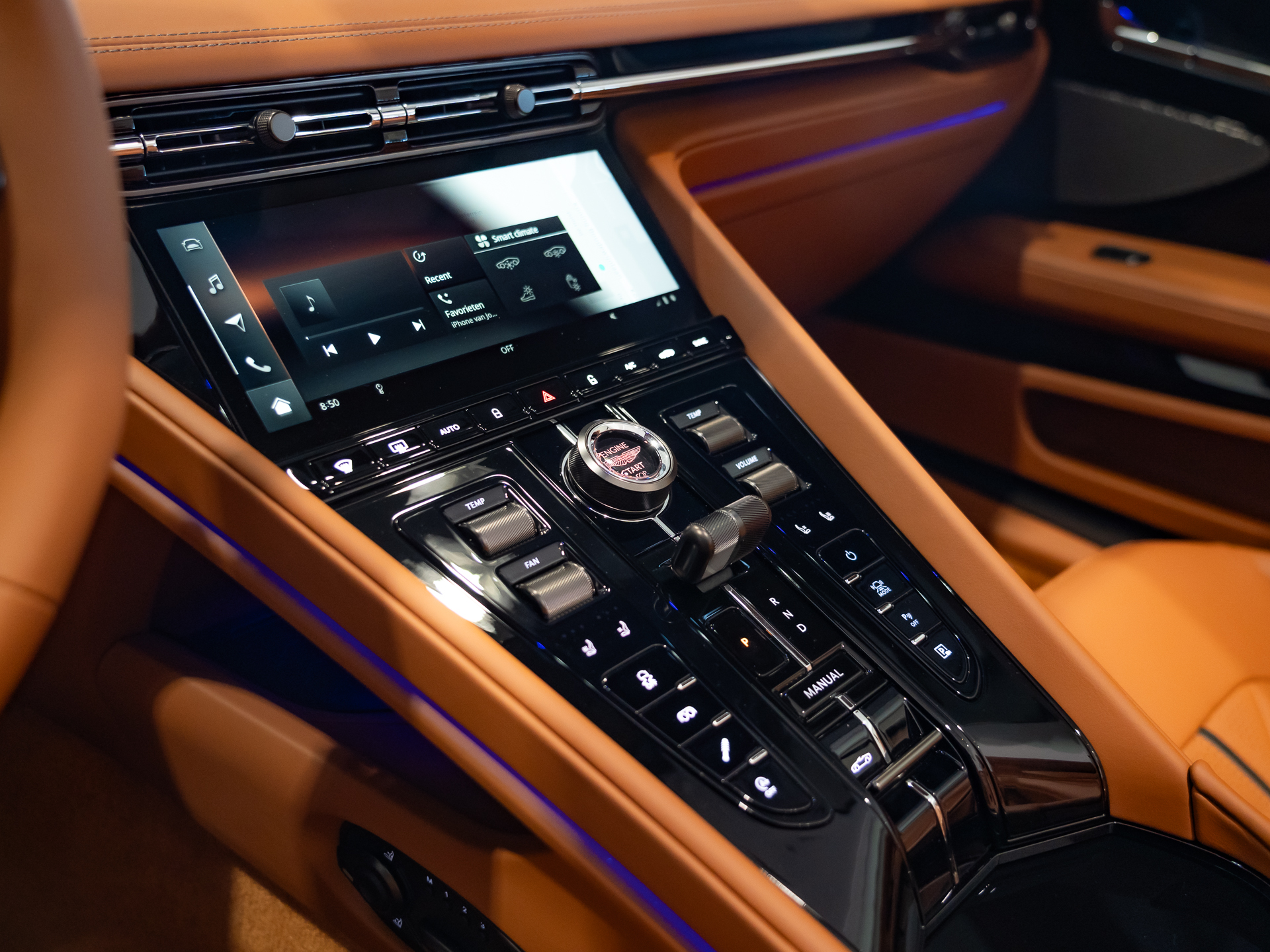 Ready2Drive DB12 S Volante Minotaur Green - 34