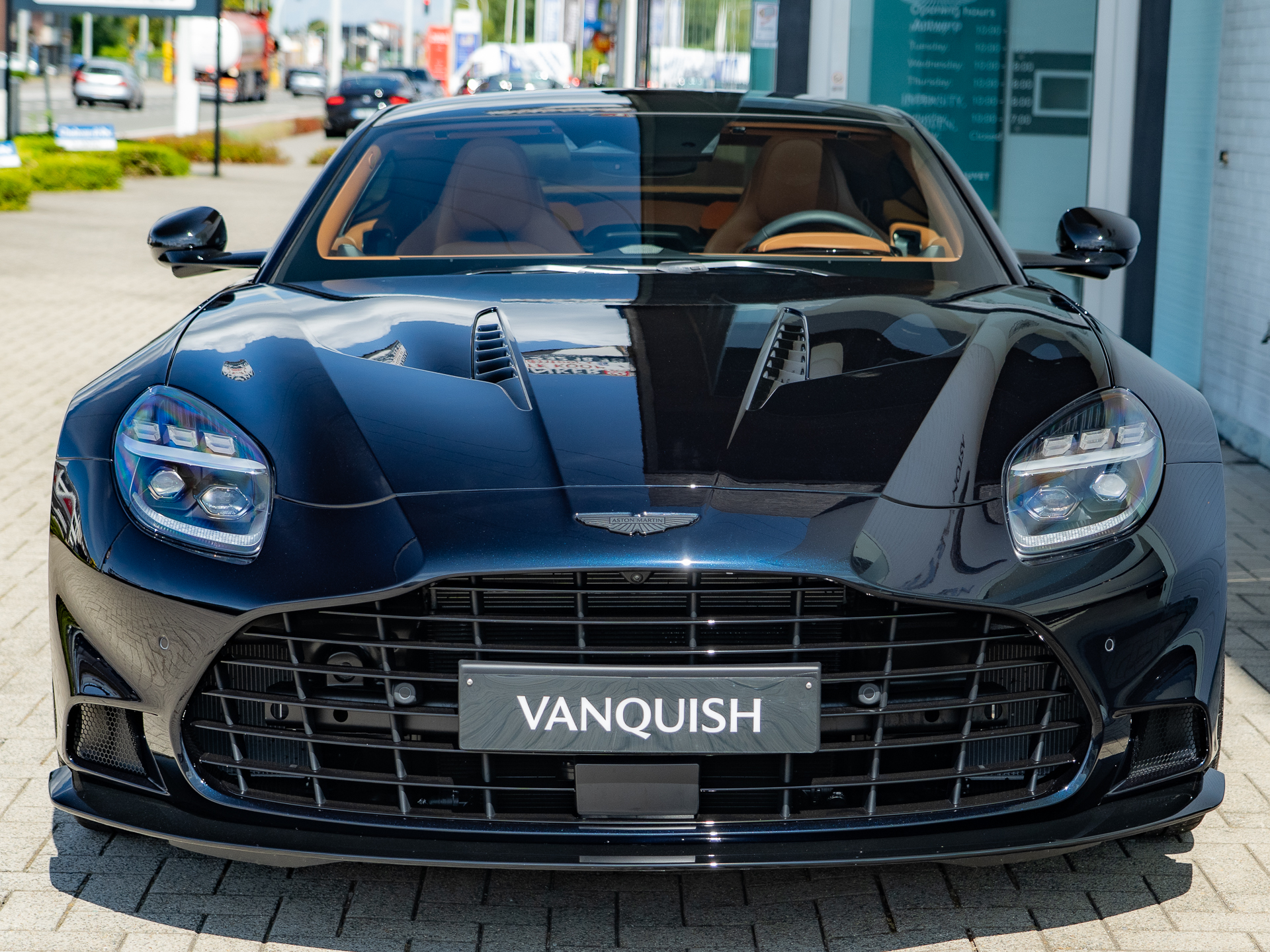 Ready2Drive Vanquish Coupe Ultramarine Black - 2