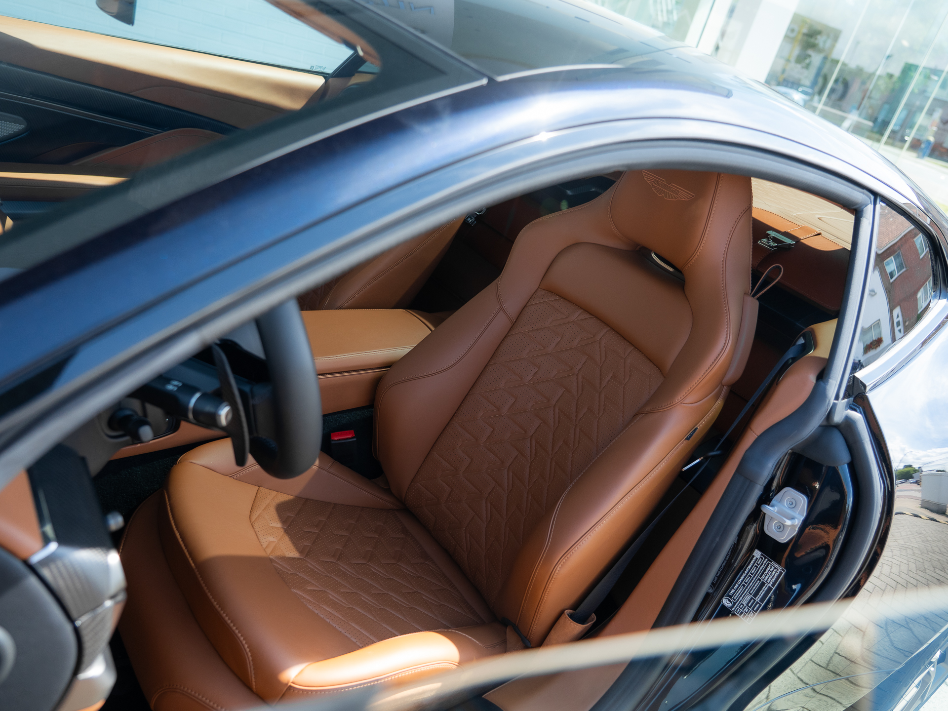 Ready2Drive Vanquish Coupe Ultramarine Black - 30