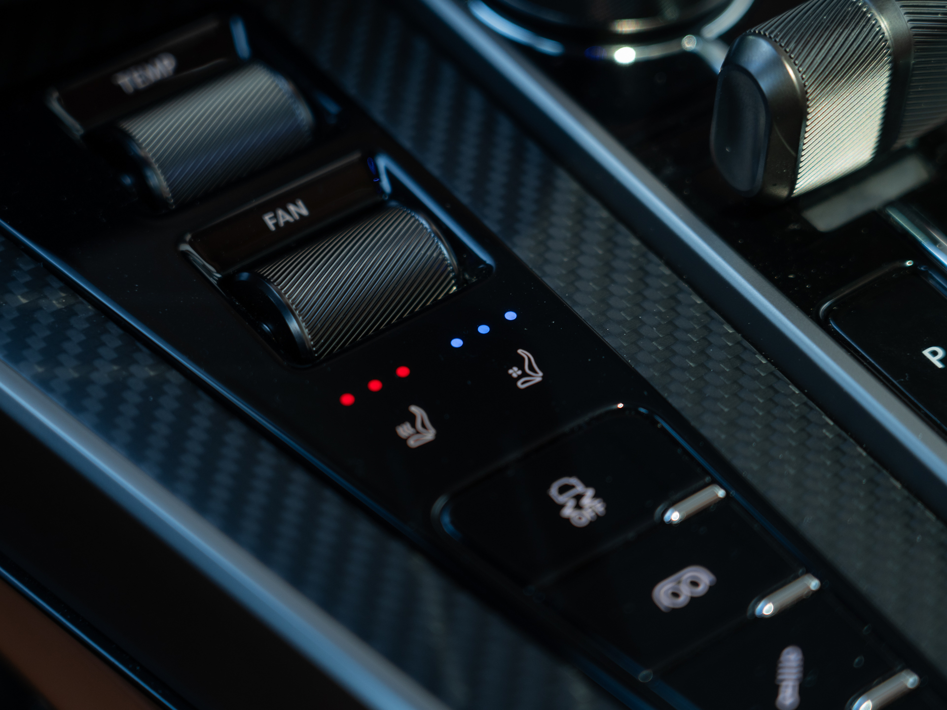 Ready2Drive Vanquish Coupe Ultramarine Black - 36