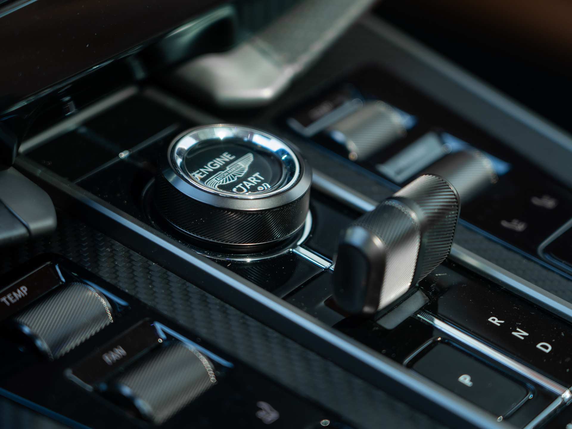 Ready2Drive Vanquish Coupe Ultramarine Black - 41