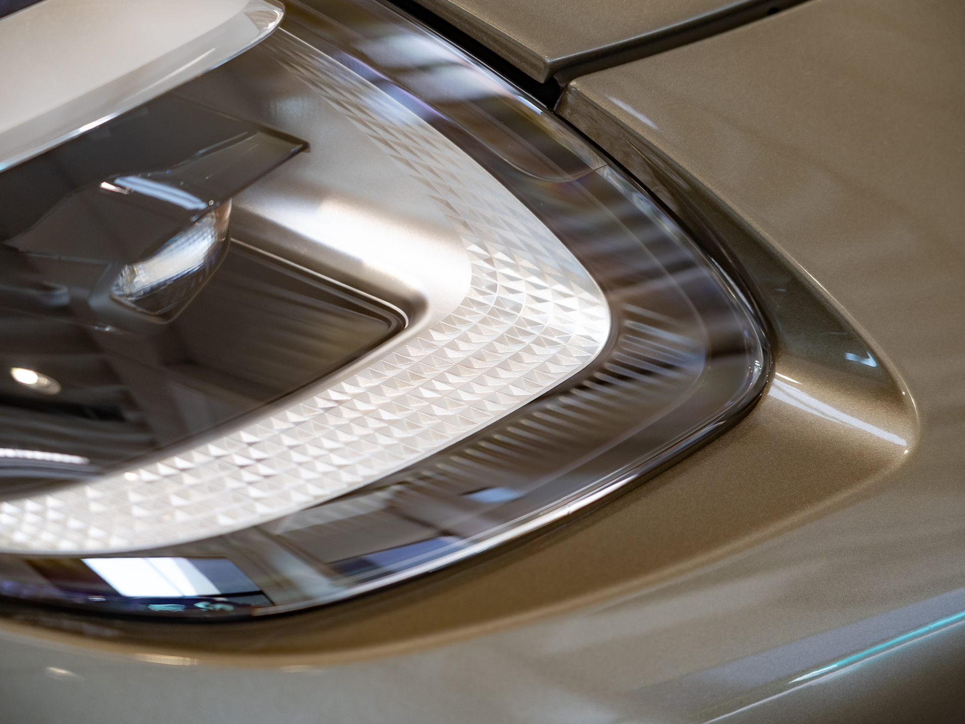Ready2Drive Vanquish Volante Arden Green - 17