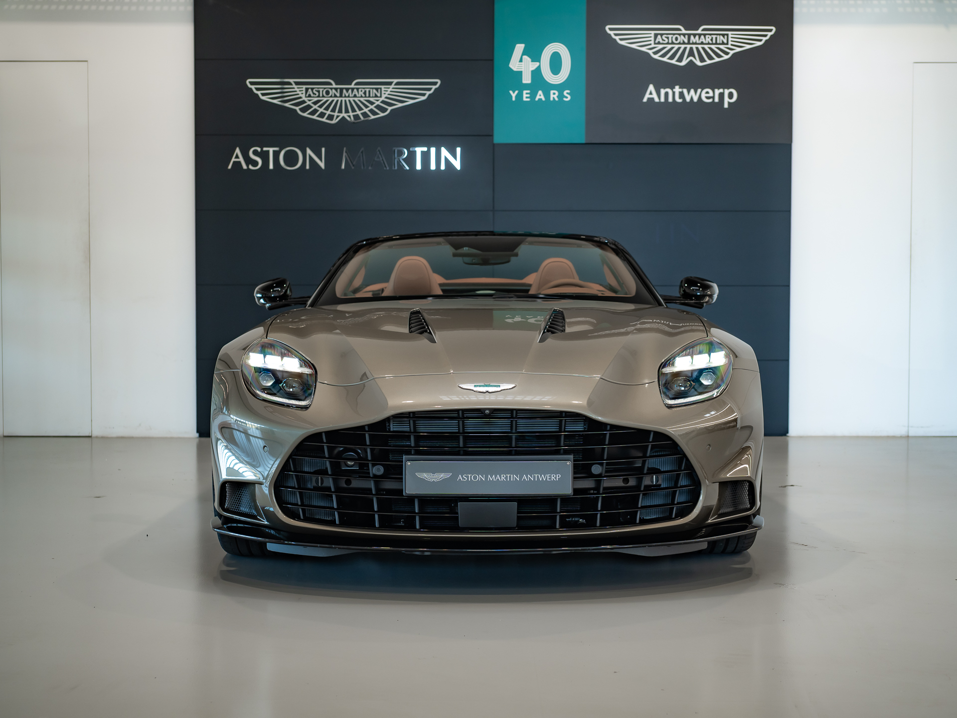 Ready2Drive Vanquish Volante Arden Green - 2