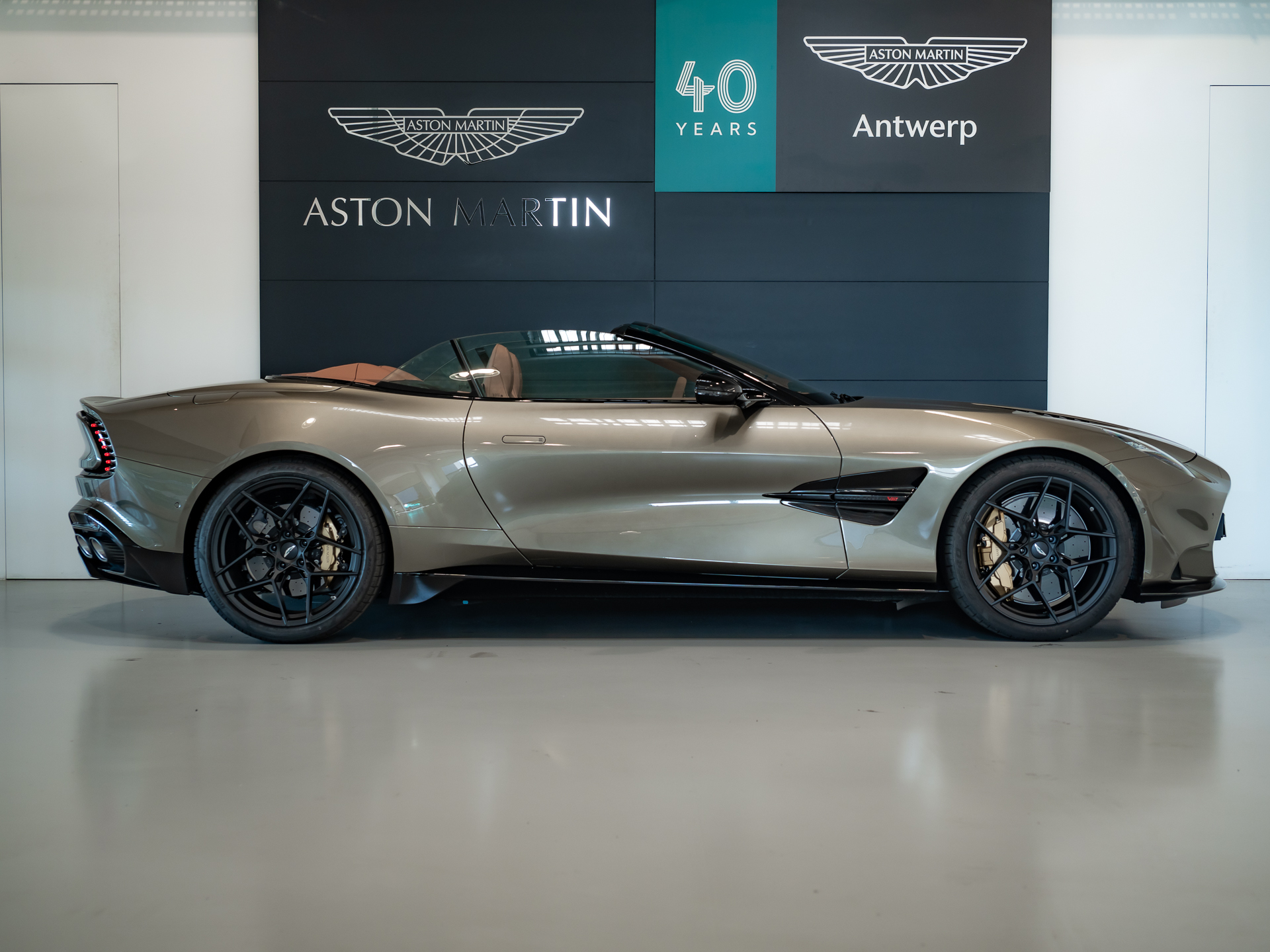 Ready2Drive Vanquish Volante Arden Green - 3