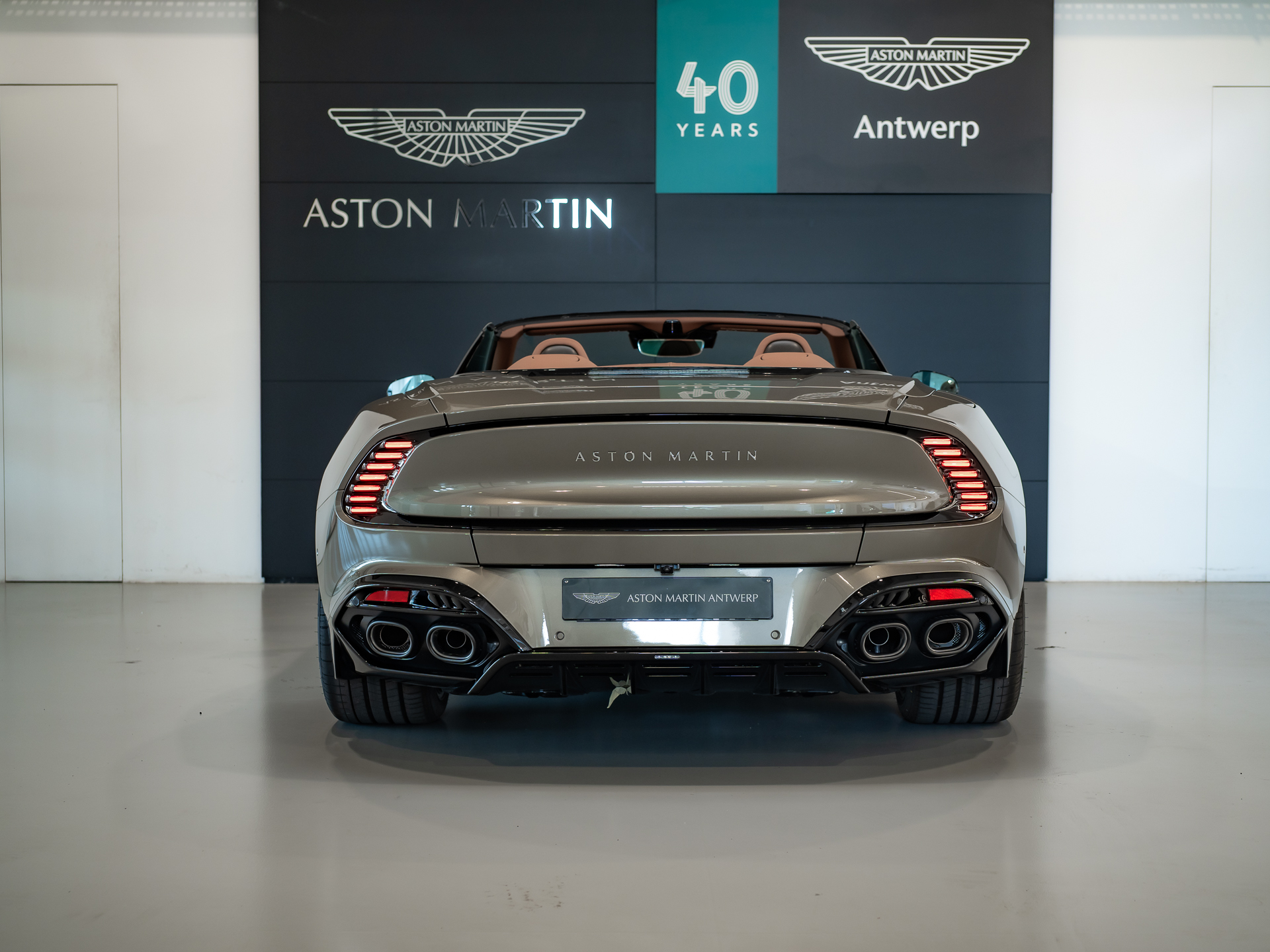 Ready2Drive Vanquish Volante Arden Green - 5