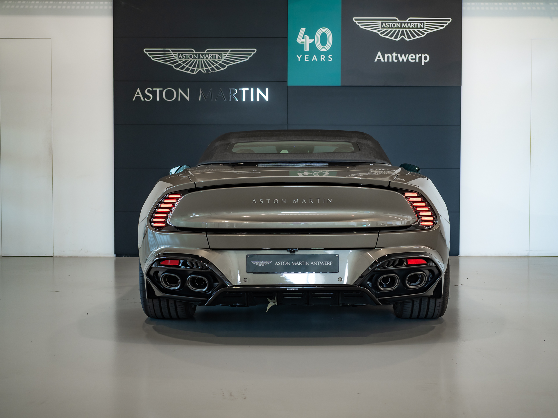Ready2Drive Vanquish Volante Arden Green - 6