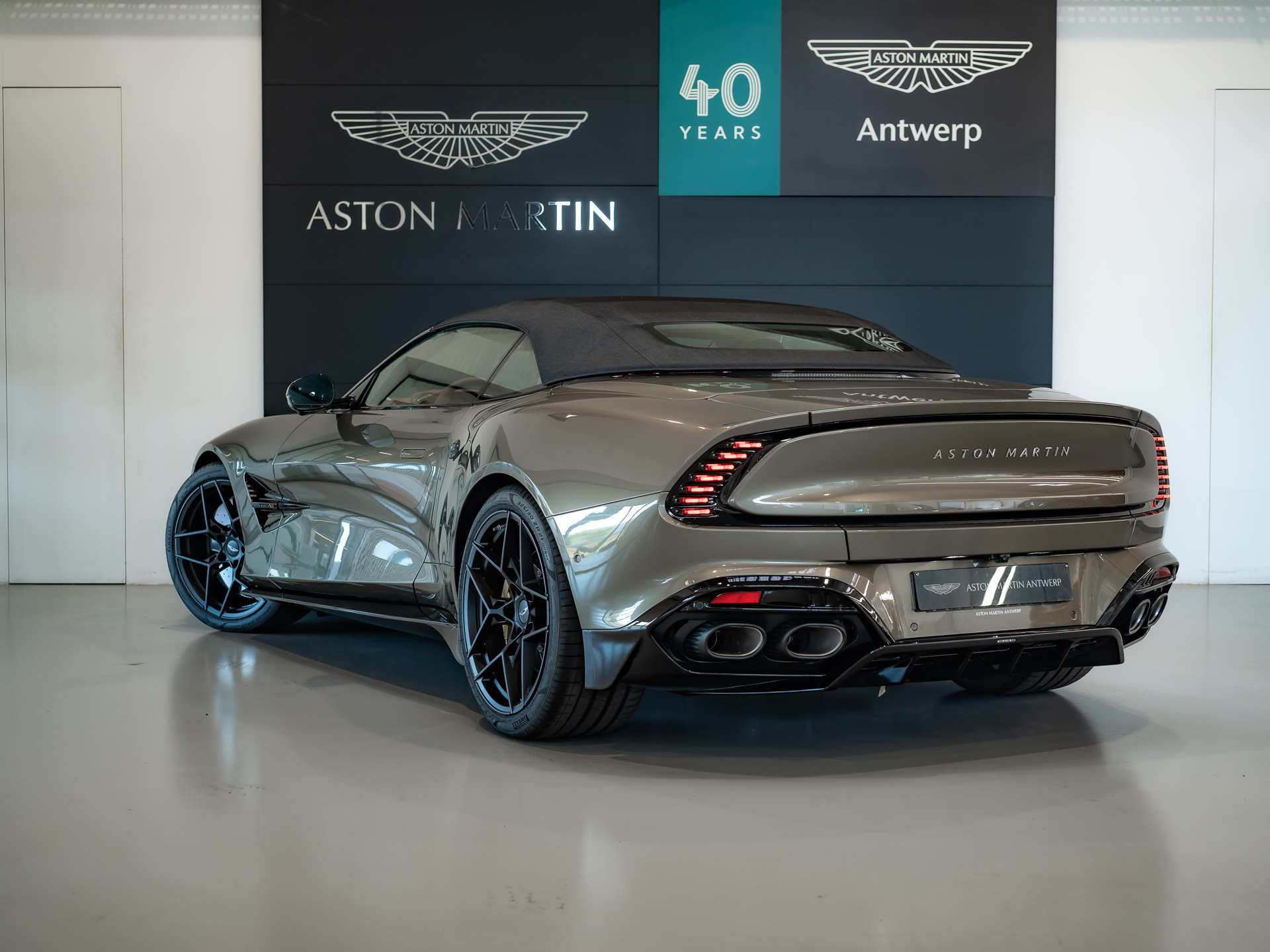 Ready2Drive Vanquish Volante Arden Green - 8